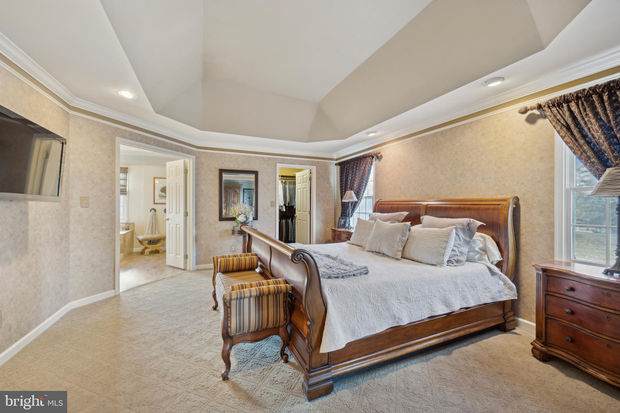BLUE BELL CC - Residential