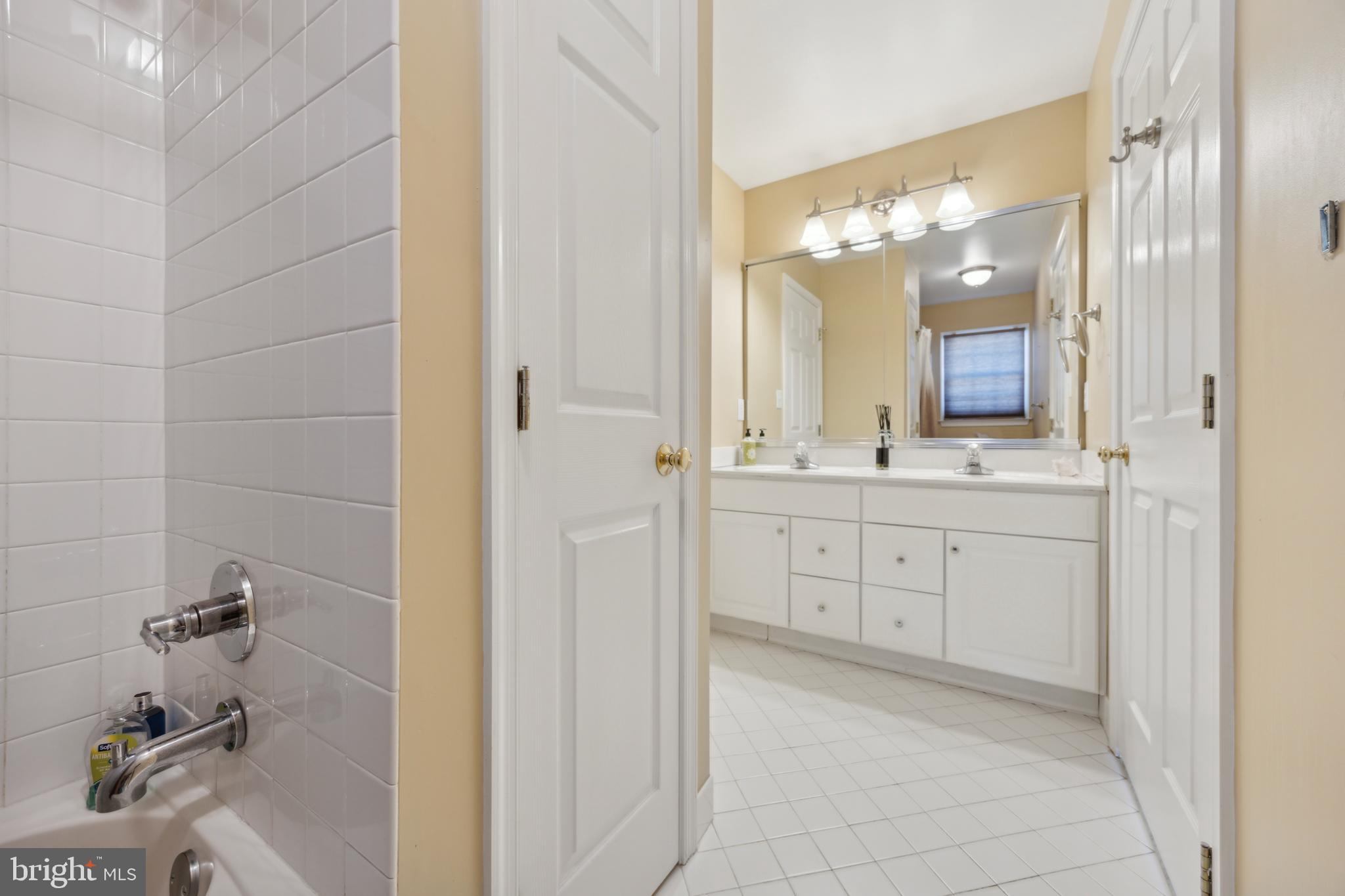 BLUE BELL CC - Residential
