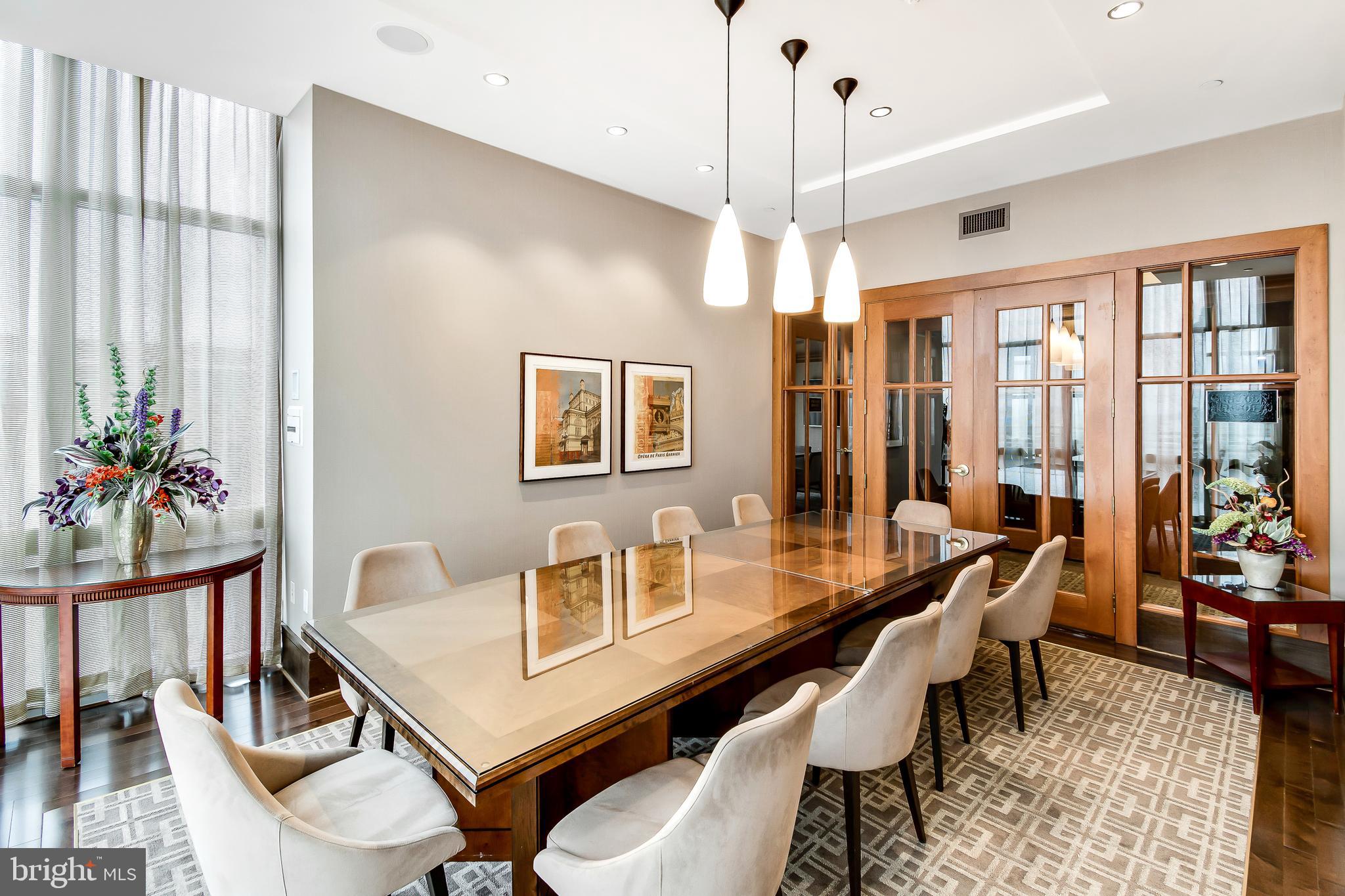 AVENUE OF THE ARTS - Residential