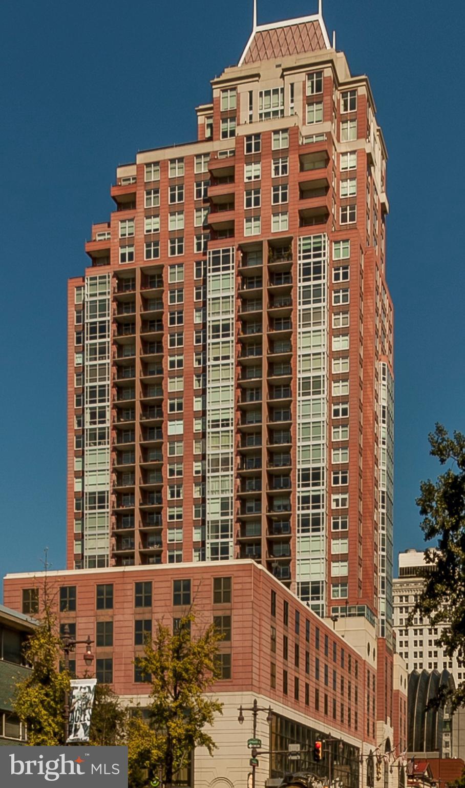 AVENUE OF THE ARTS - Residential