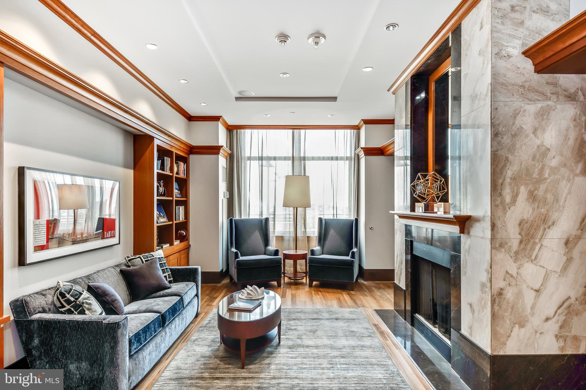 AVENUE OF THE ARTS - Residential