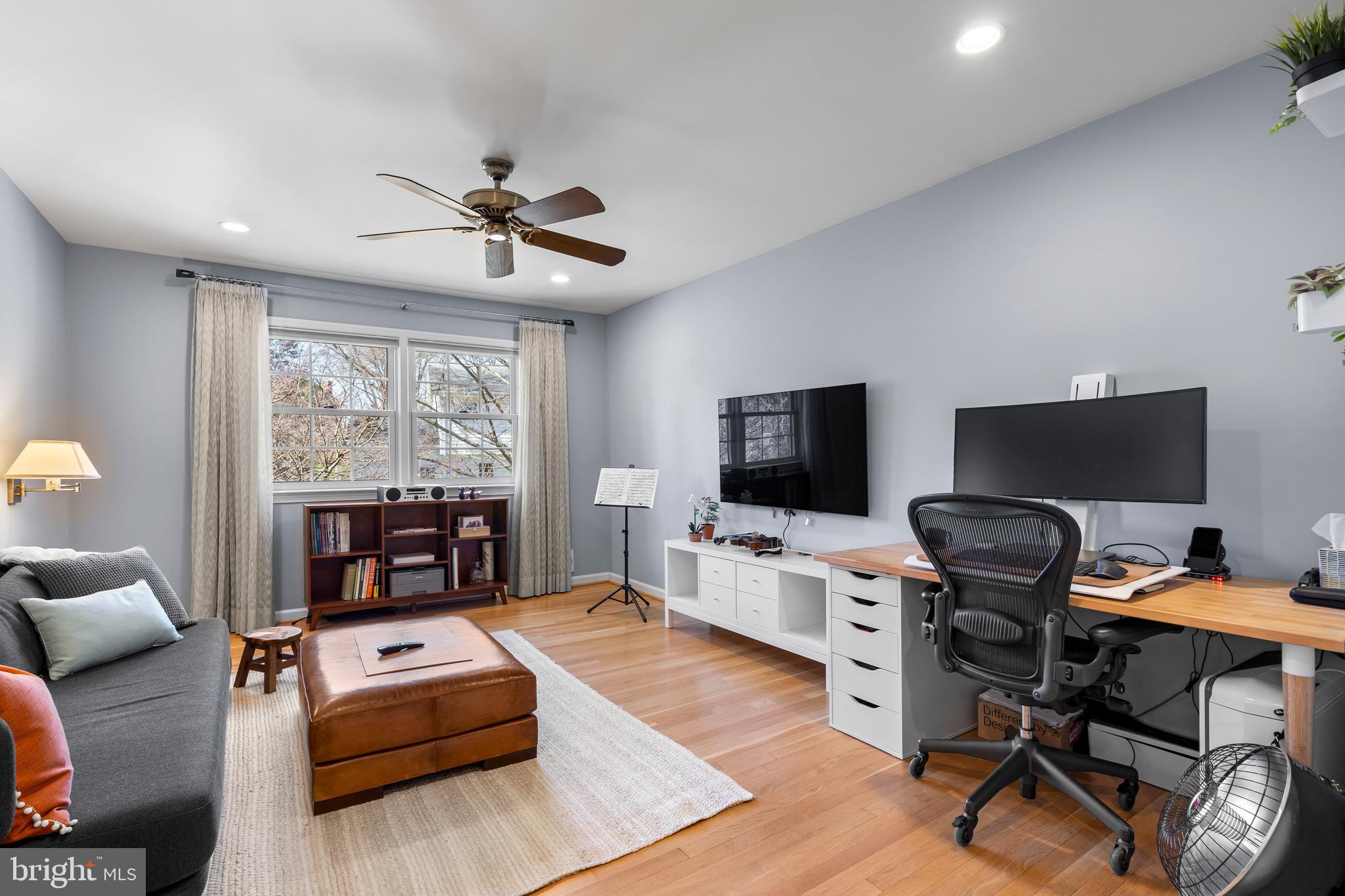 DOVER BALMORAL RIVERWOOD - Residential