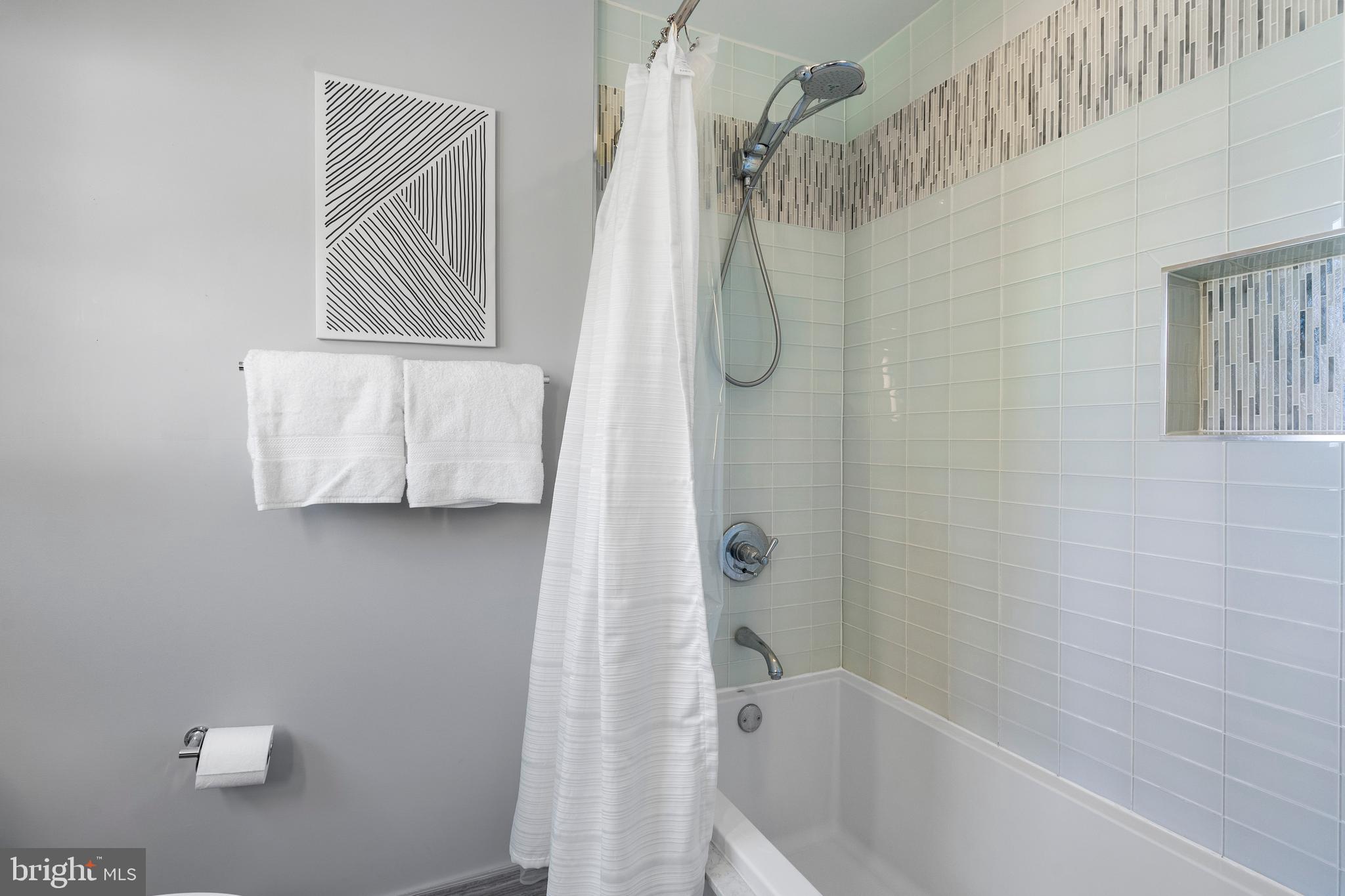 DOVER BALMORAL RIVERWOOD - Residential