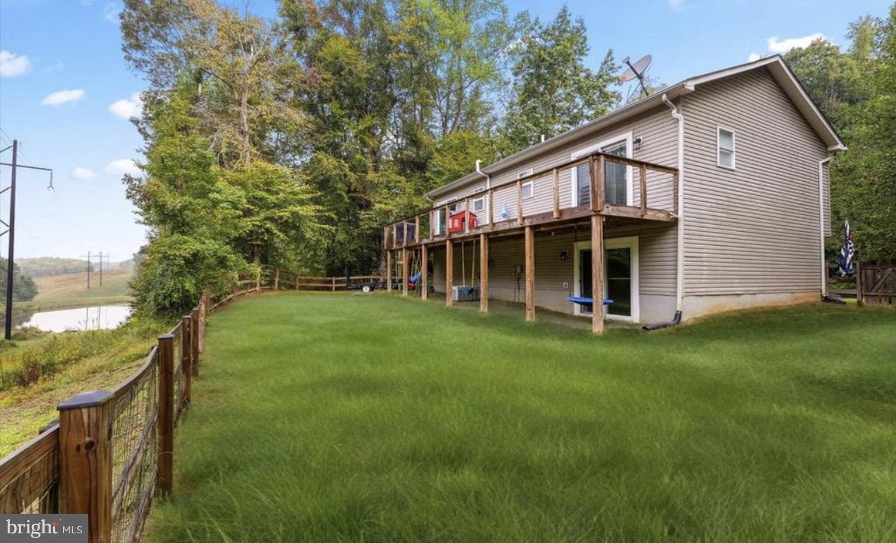 PRESIDENTIAL LAKES - Residential
