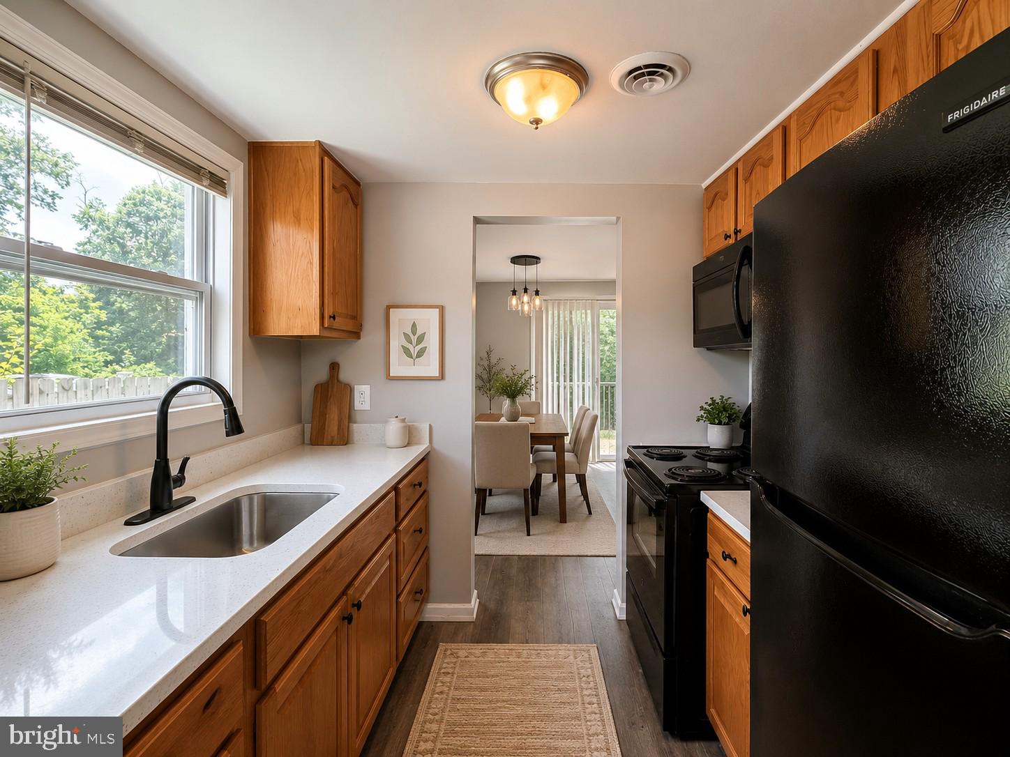 NORTHWOOD - Residential