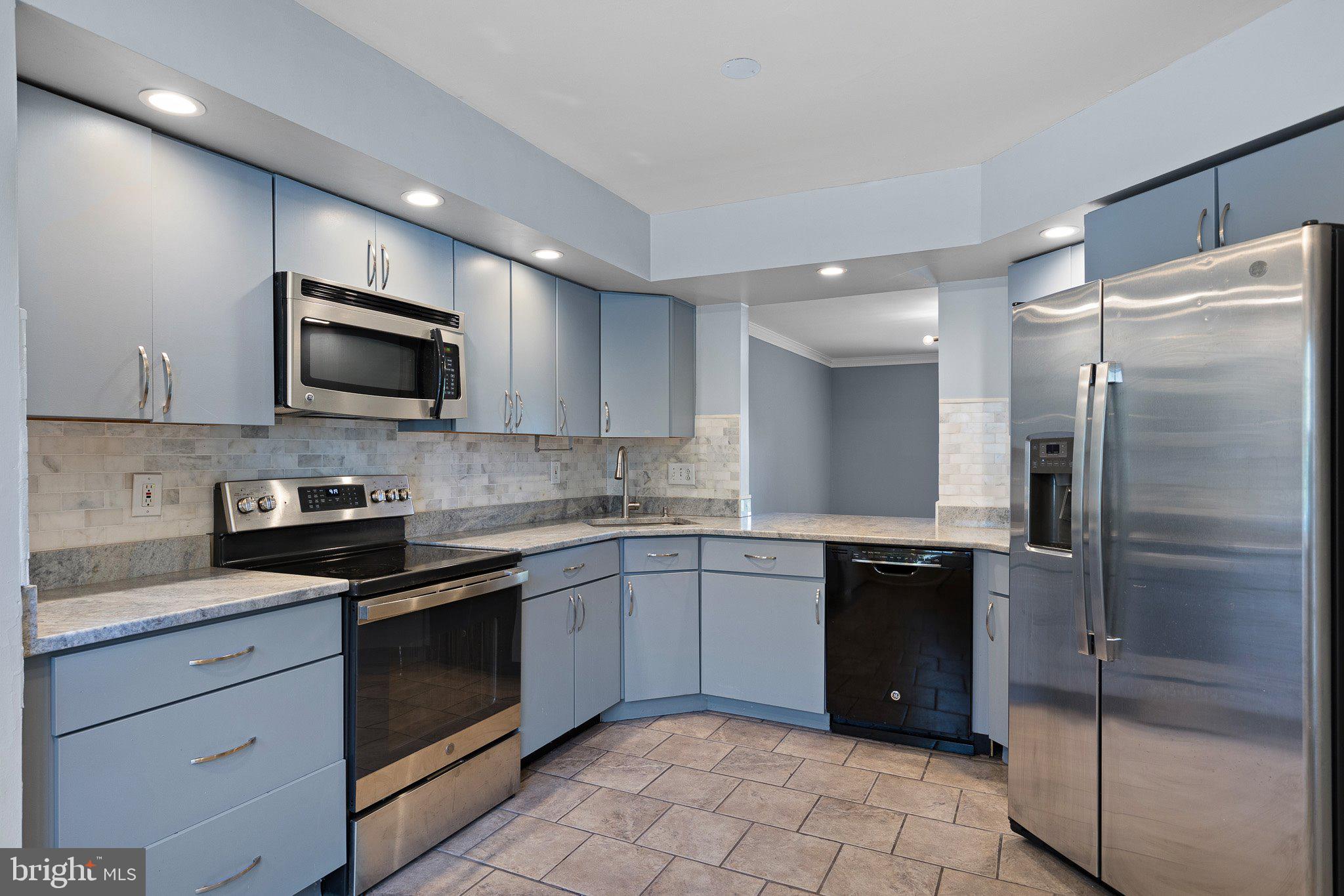 SPRINGHILL FARM - Residential