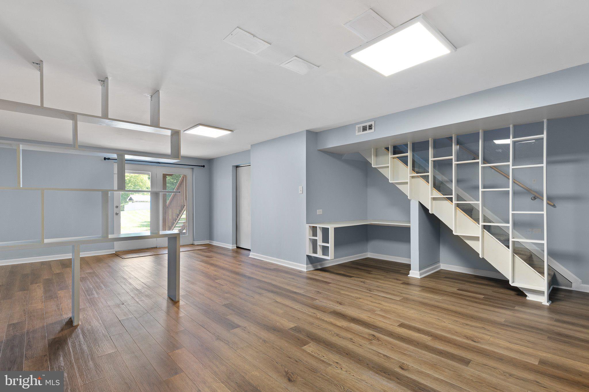 SPRINGHILL FARM - Residential