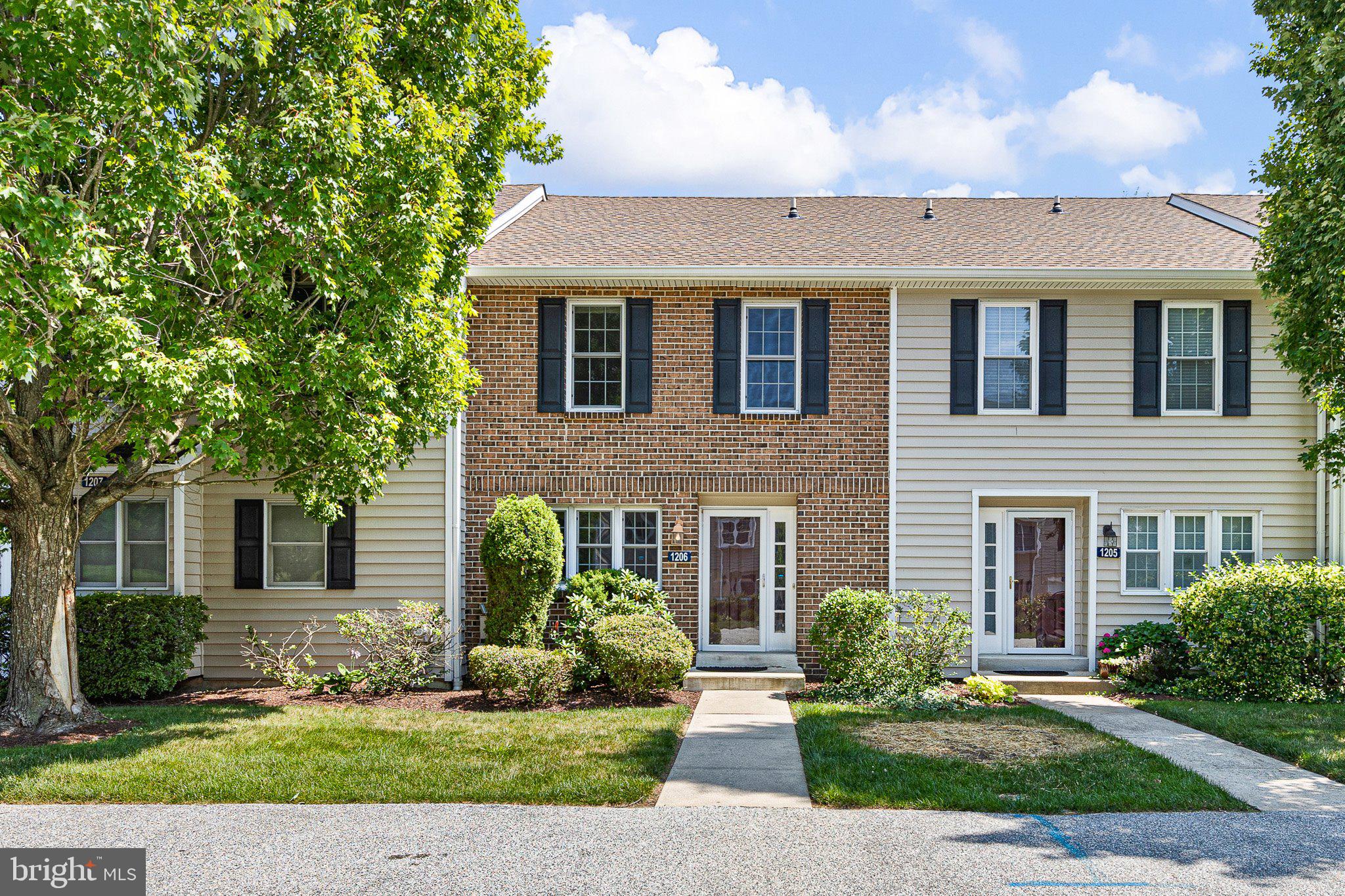 SPRINGHILL FARM - Residential