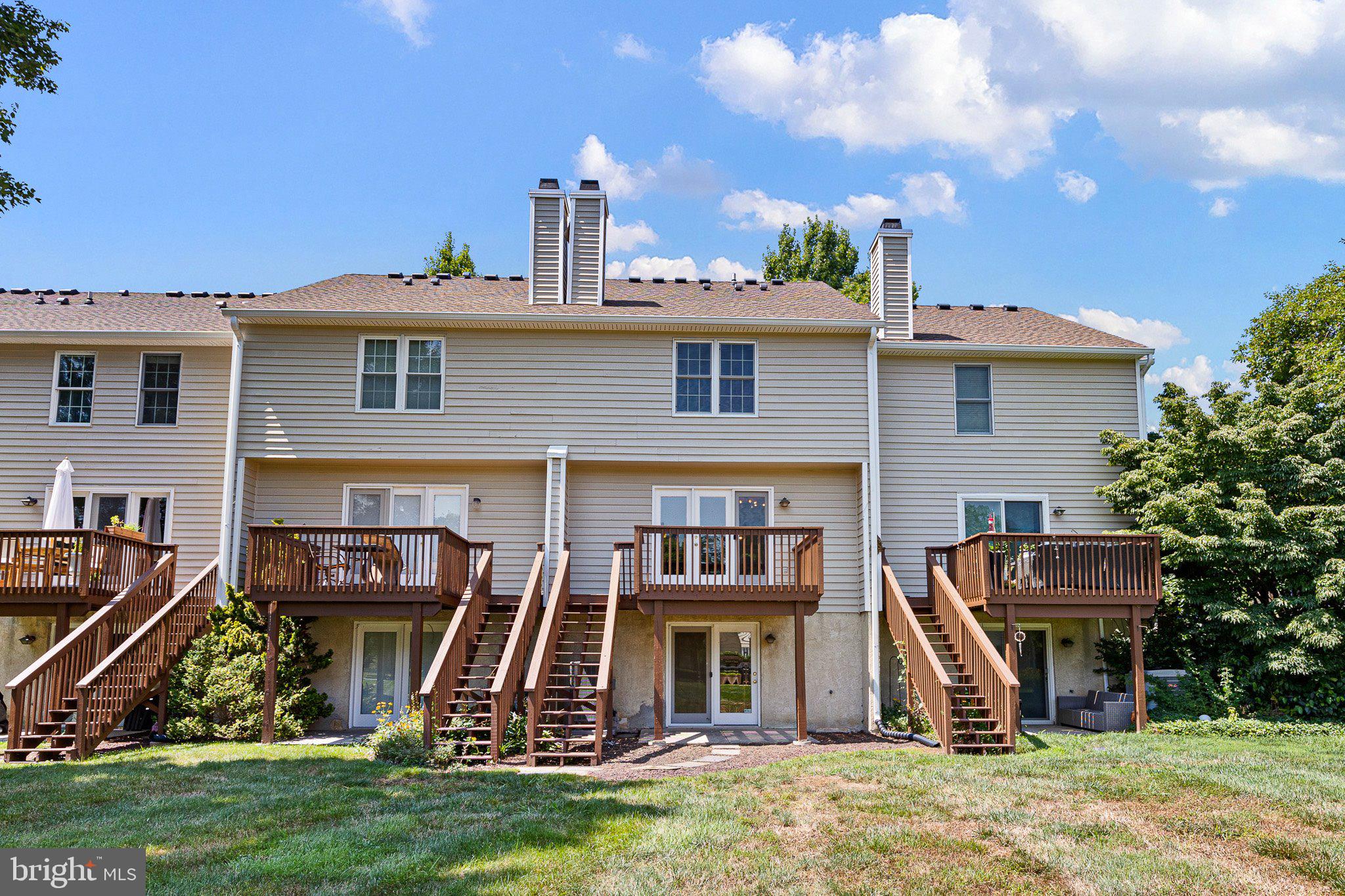 SPRINGHILL FARM - Residential