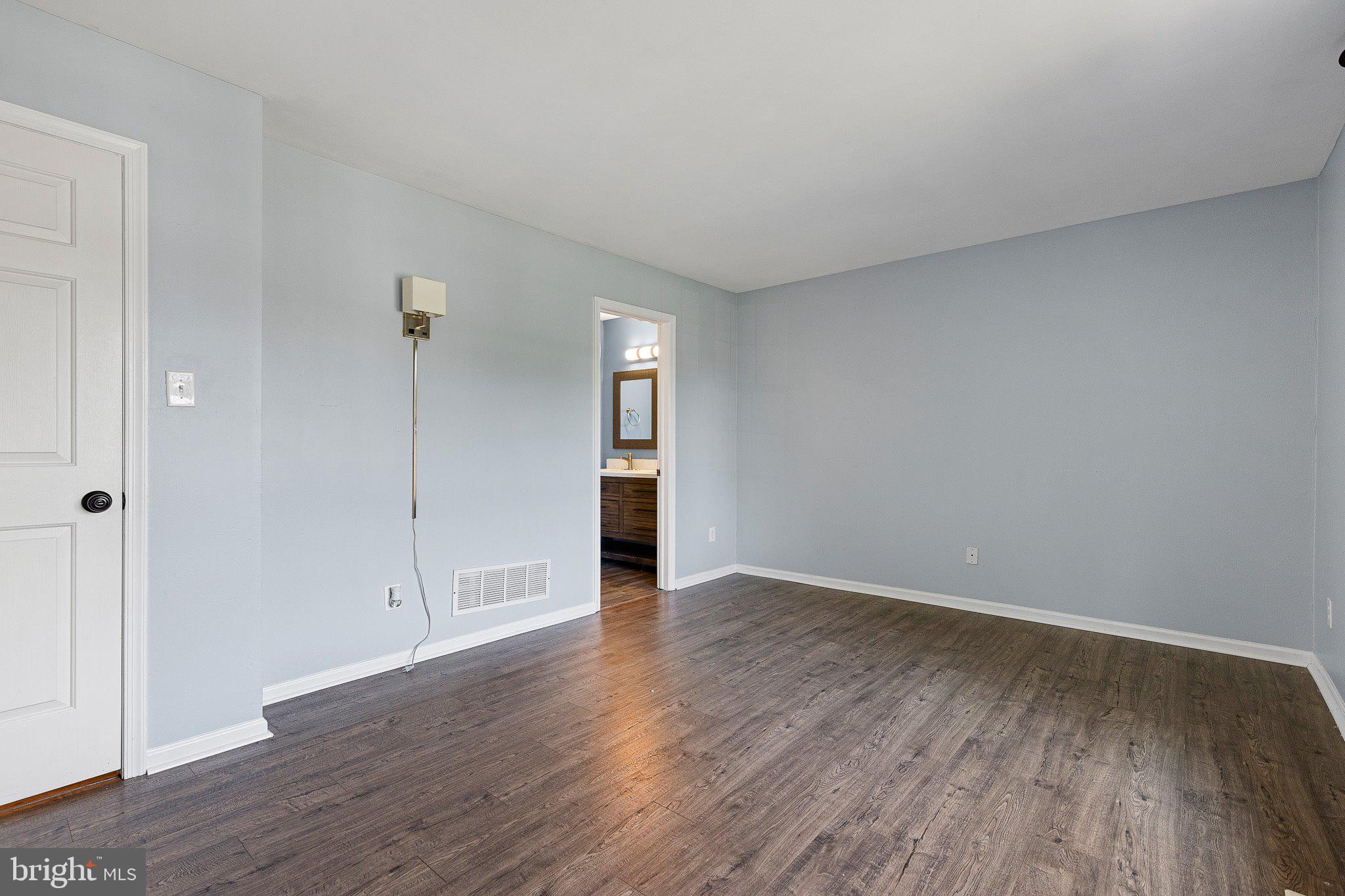 SPRINGHILL FARM - Residential