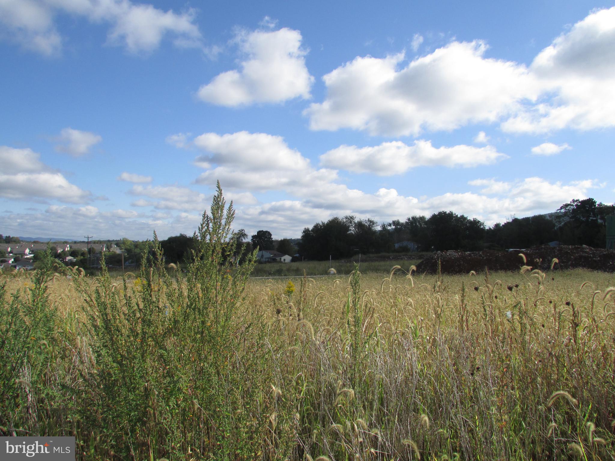WINFIELD HEIGHTS - Land