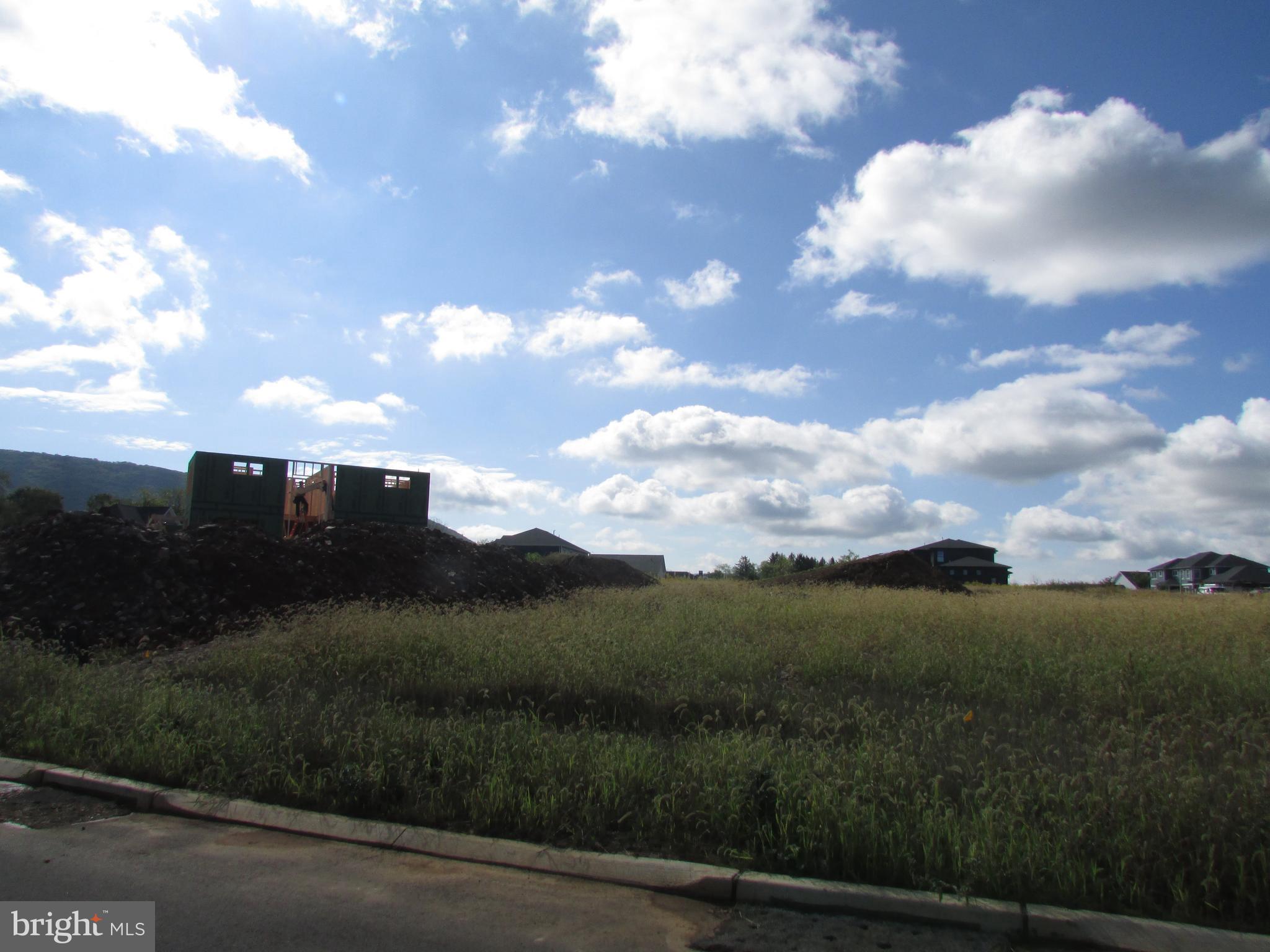 WINFIELD HEIGHTS - Land