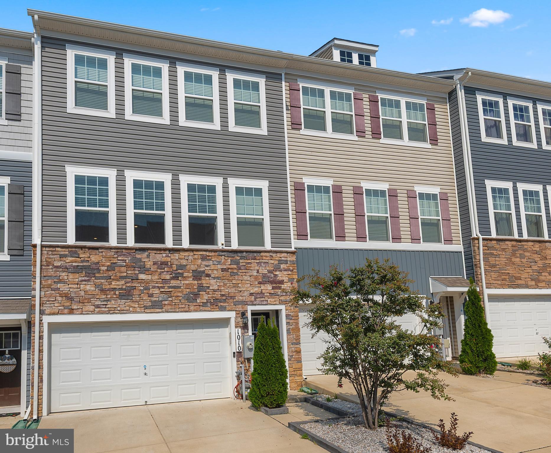 SEVERN MEADOWS - Residential