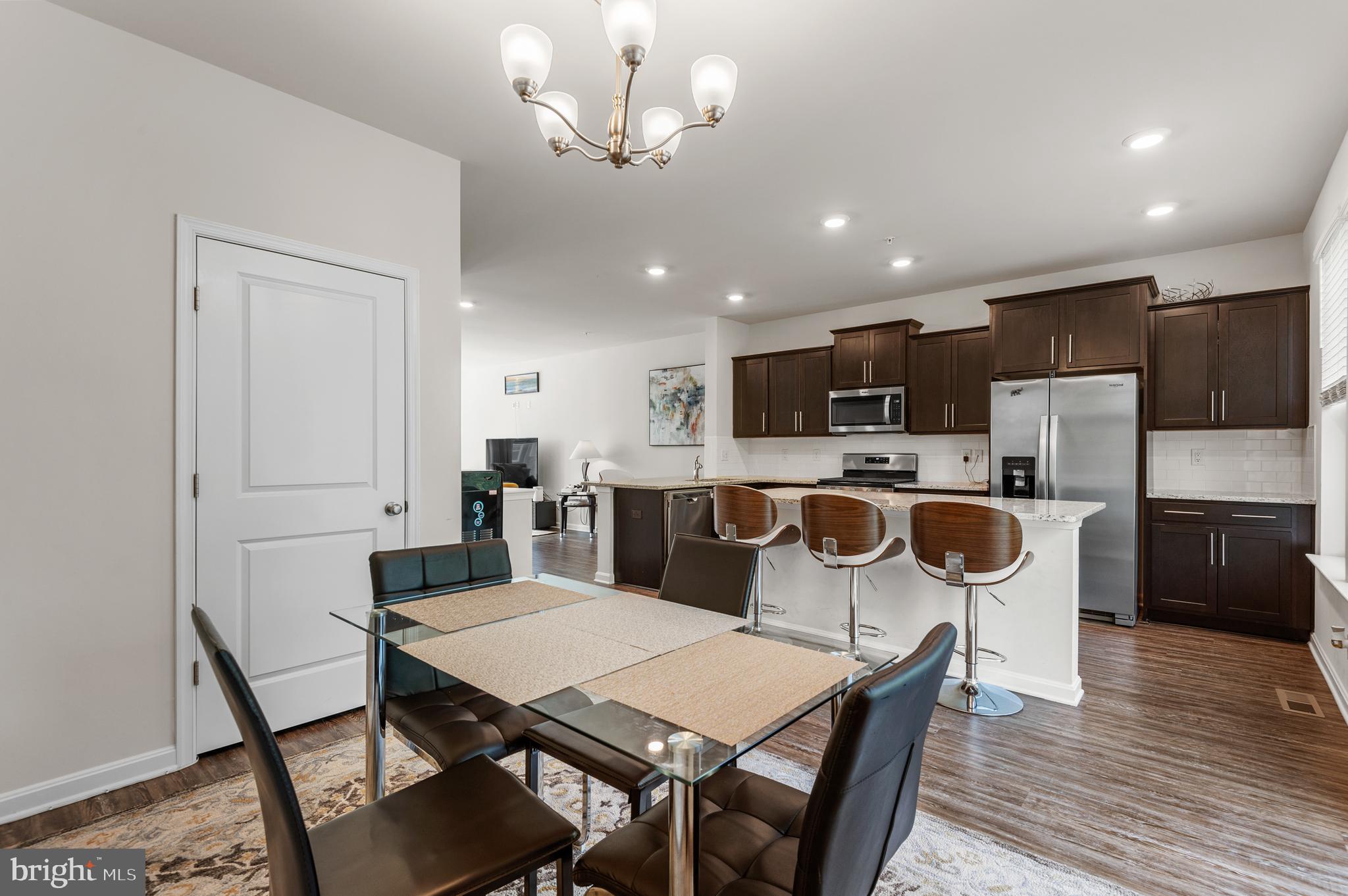 SEVERN MEADOWS - Residential