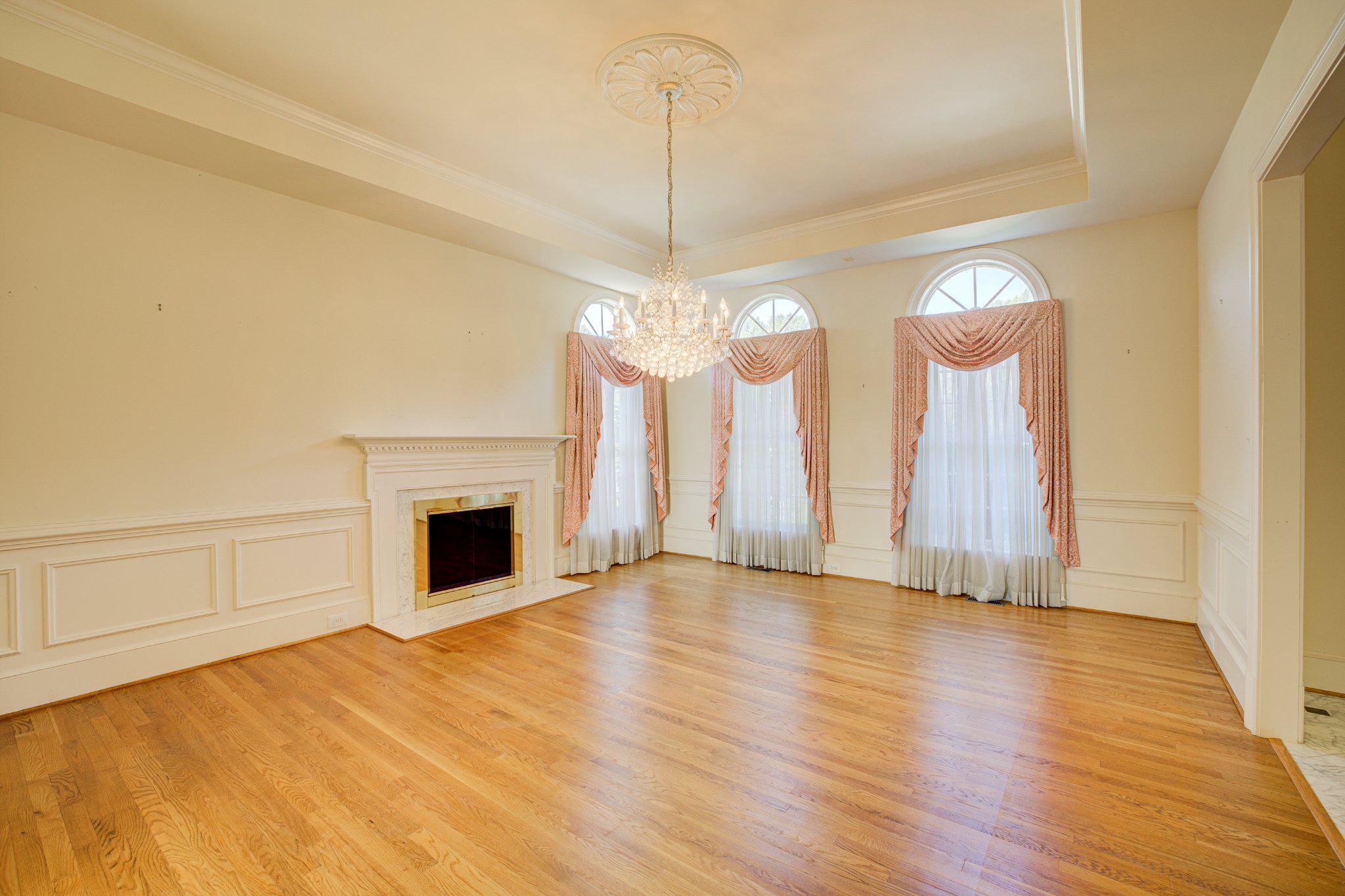 ROLLING MEADOWS - Residential
