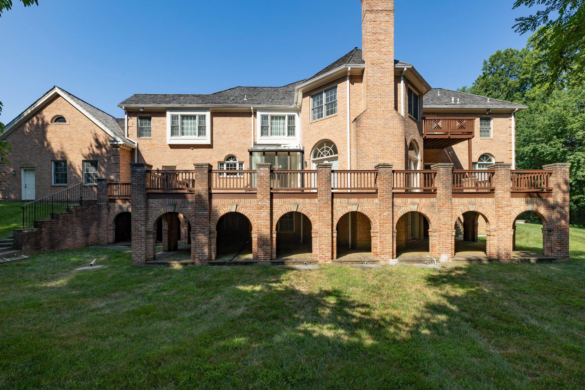 ROLLING MEADOWS - Residential