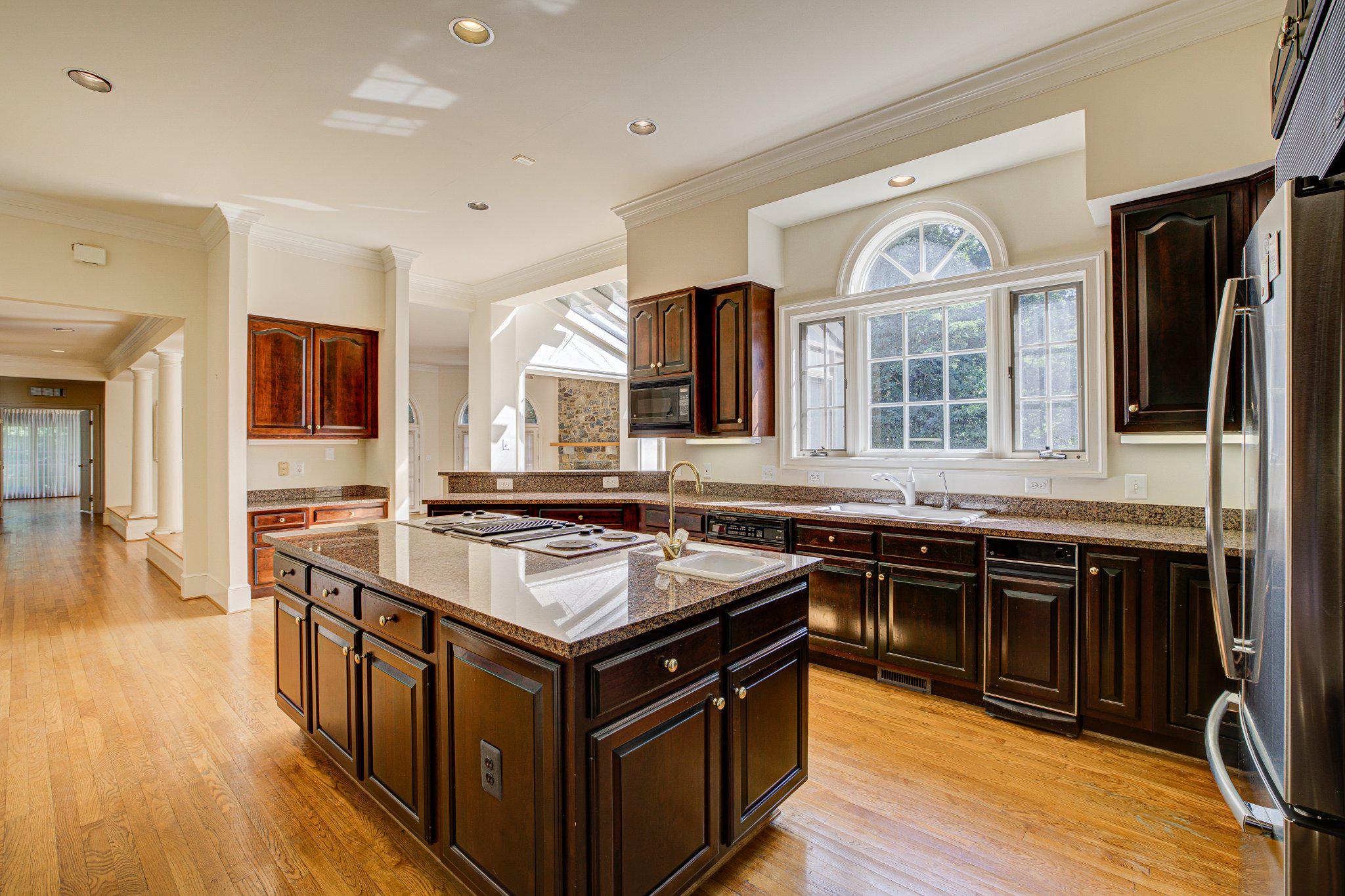 ROLLING MEADOWS - Residential