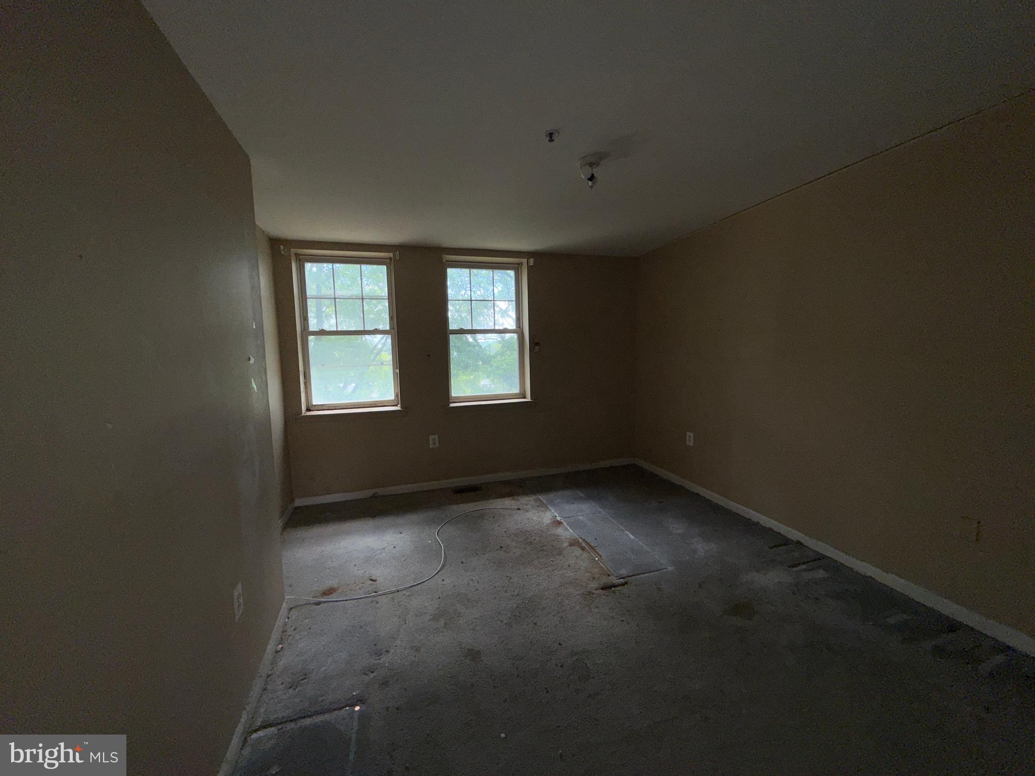 WOODRIDGE - Residential