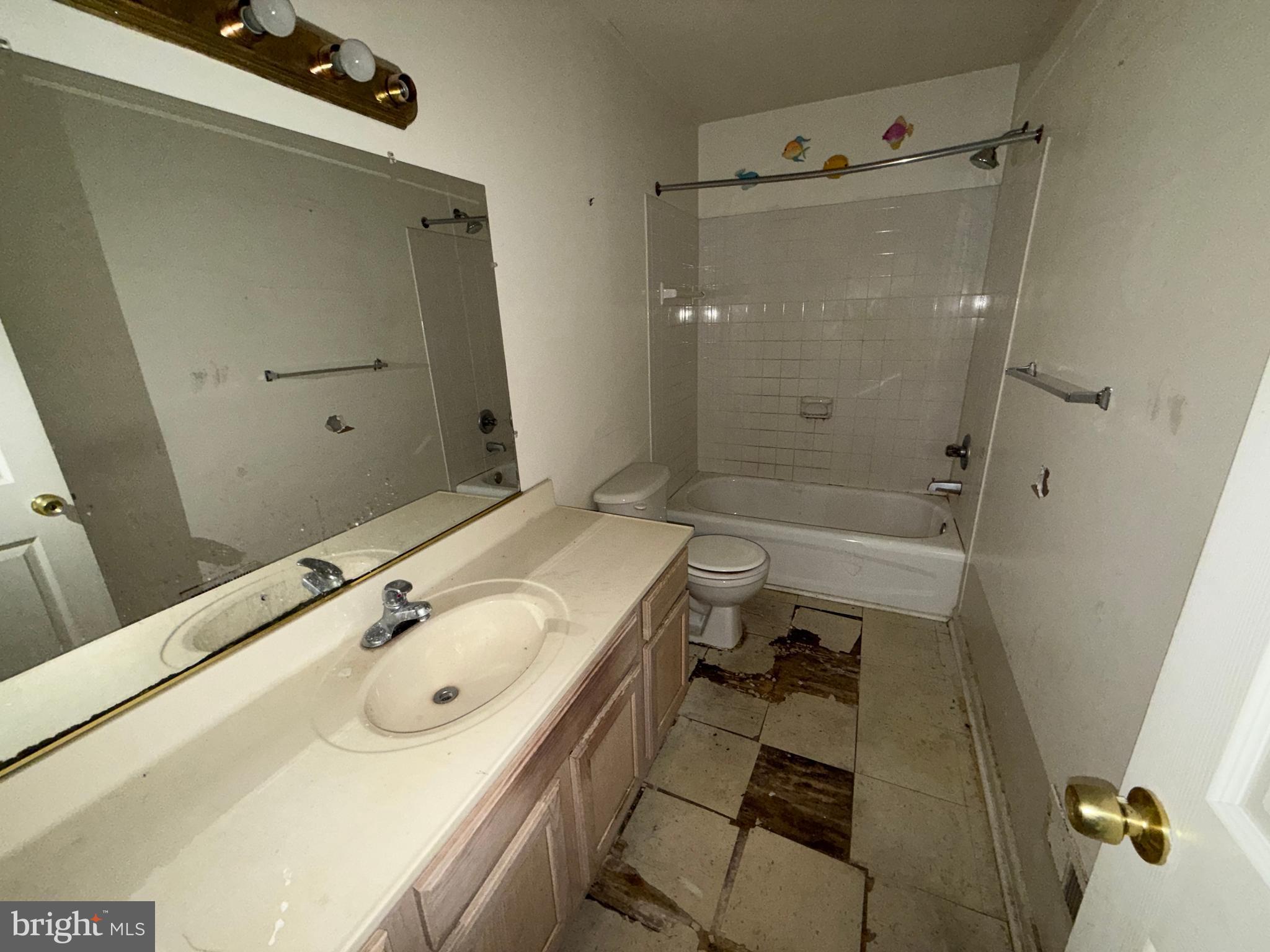 WOODRIDGE - Residential