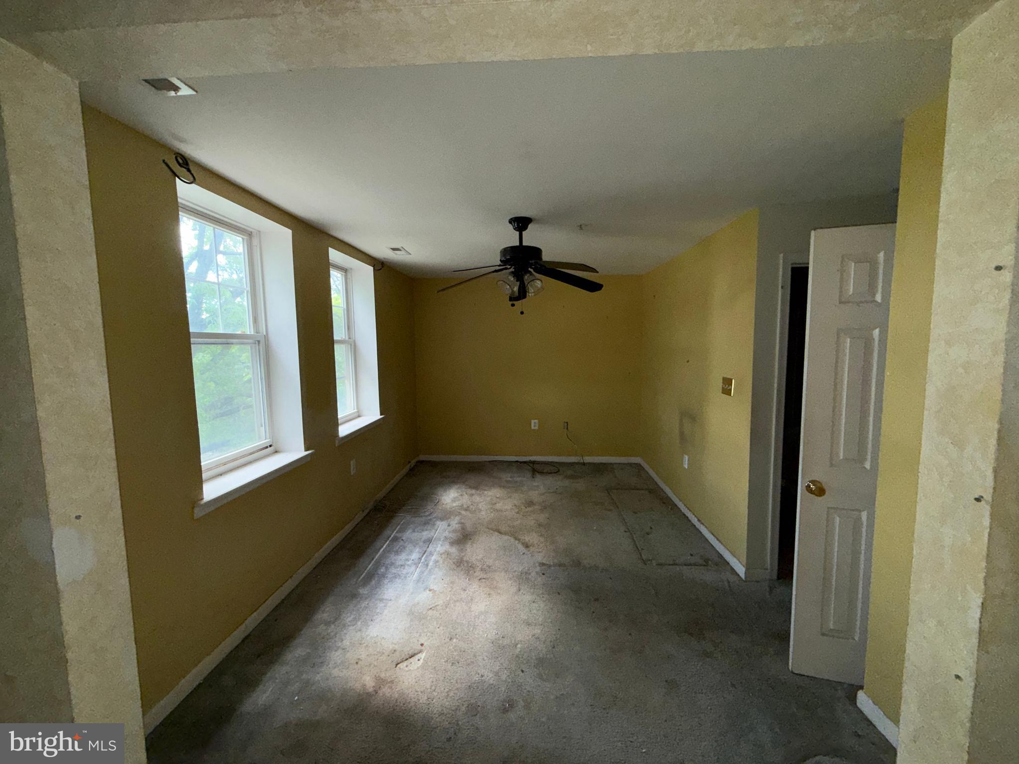 WOODRIDGE - Residential