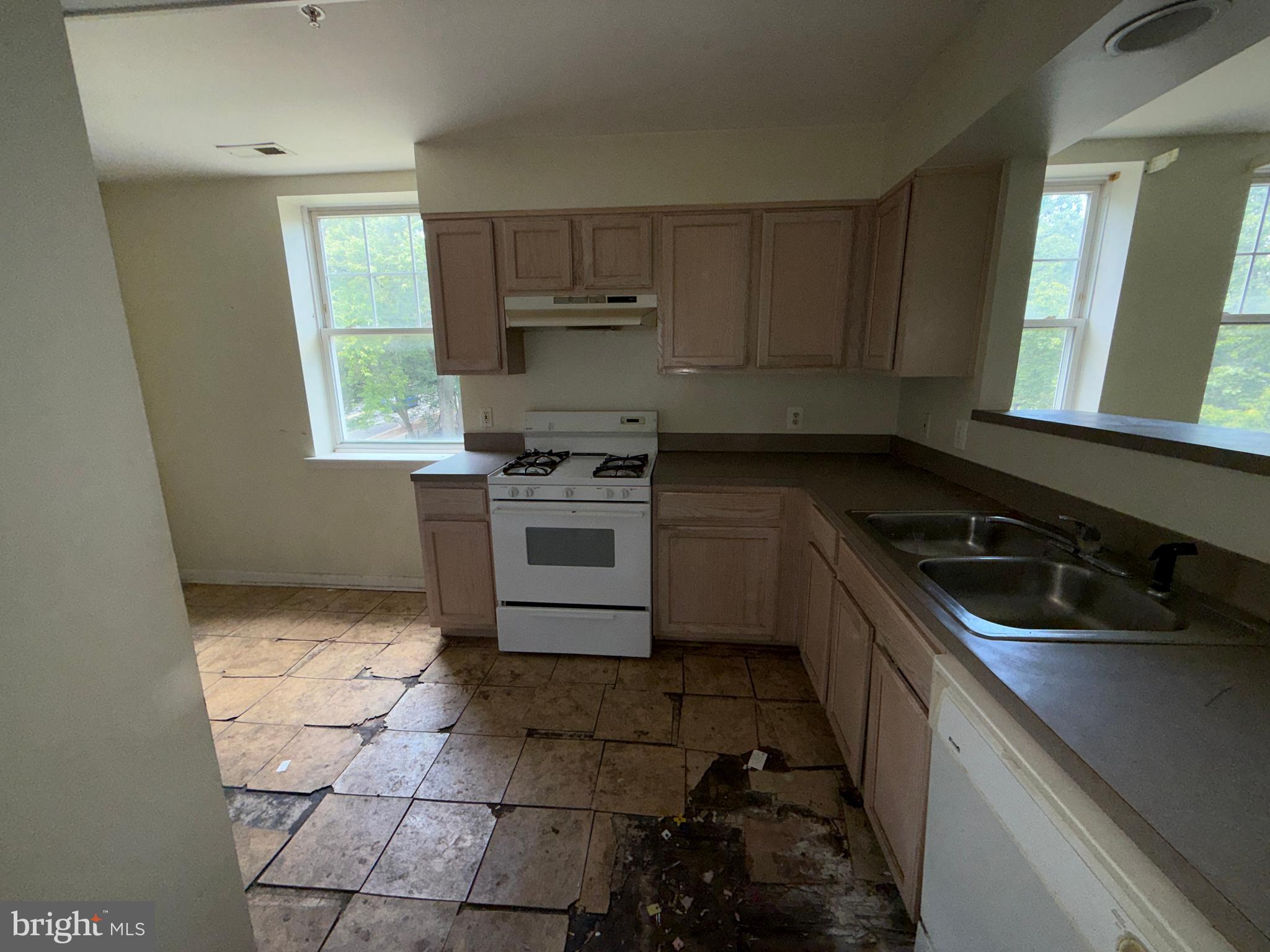WOODRIDGE - Residential