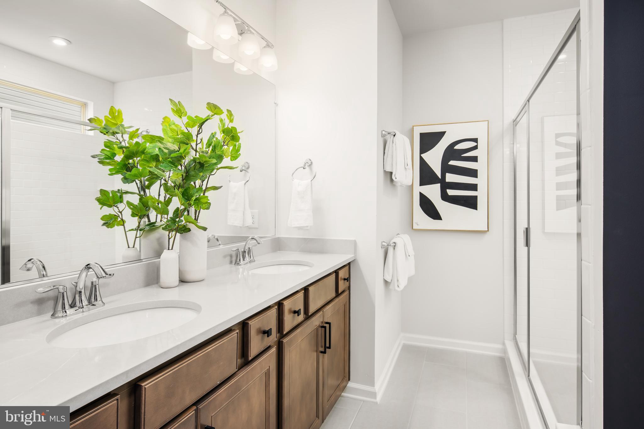 MONTEBELLO - Residential