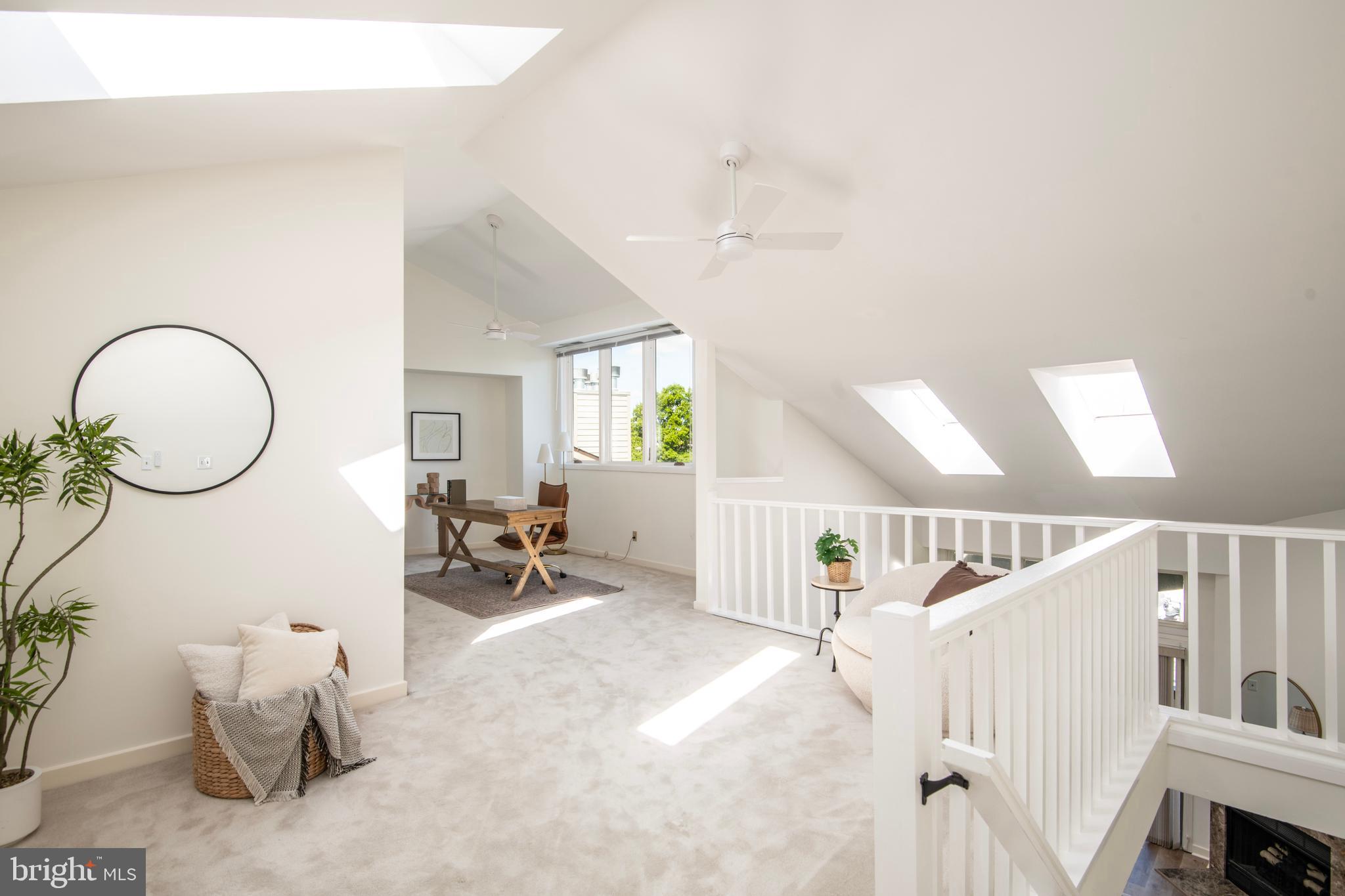 CHESAPEAKE HARBOUR - Residential
