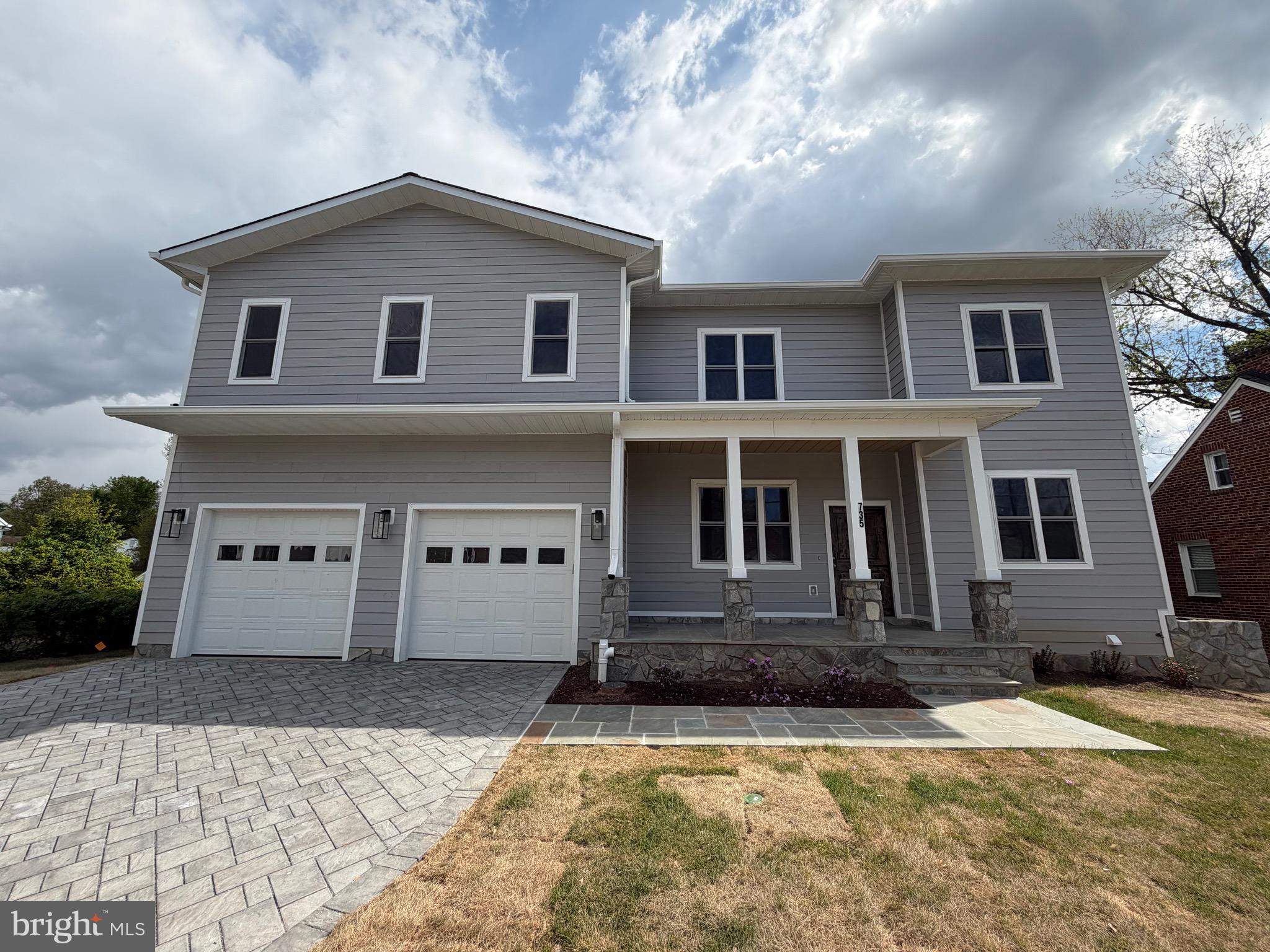 BRANDON VILLAGE - Residential