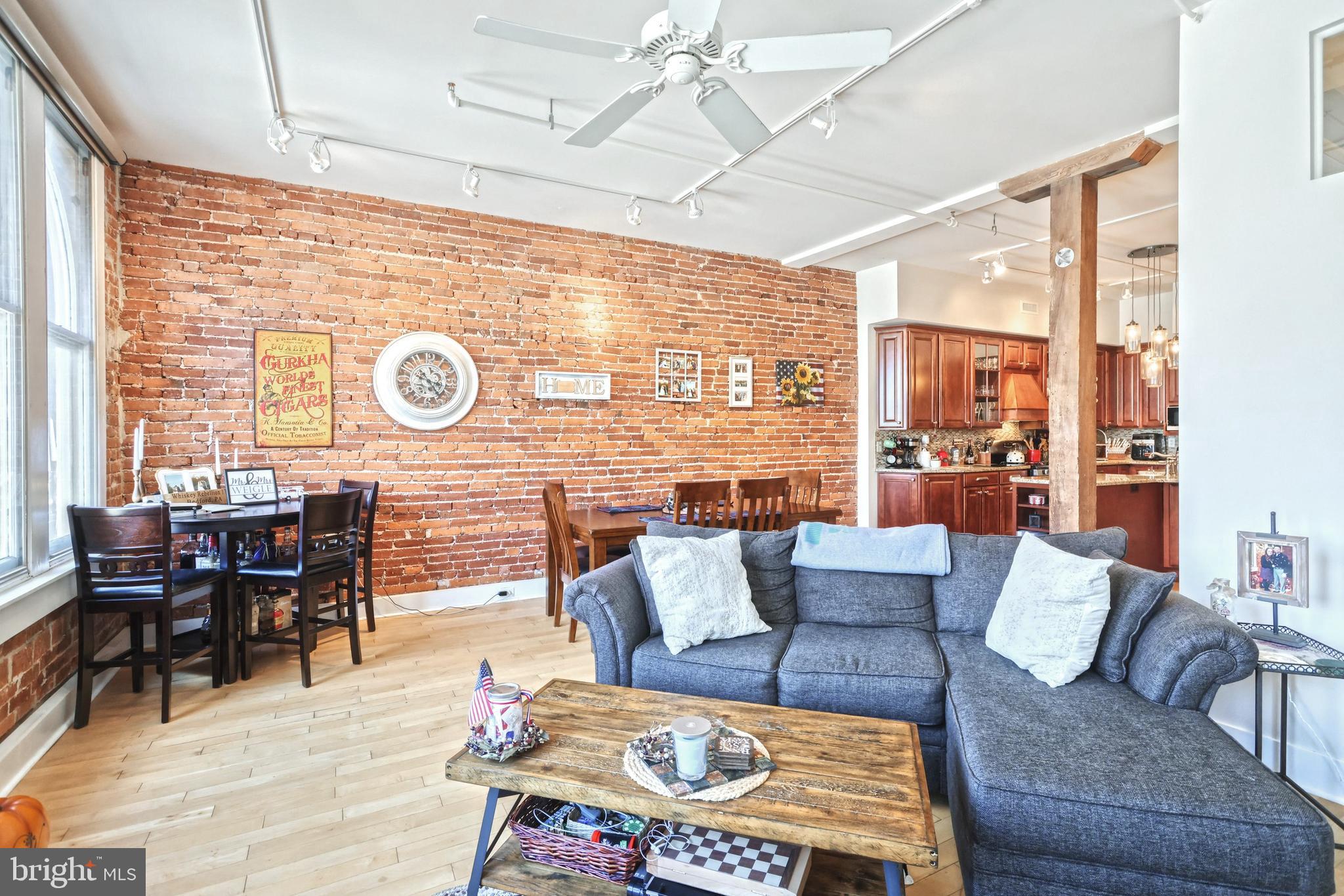 THE LOFTS - Residential