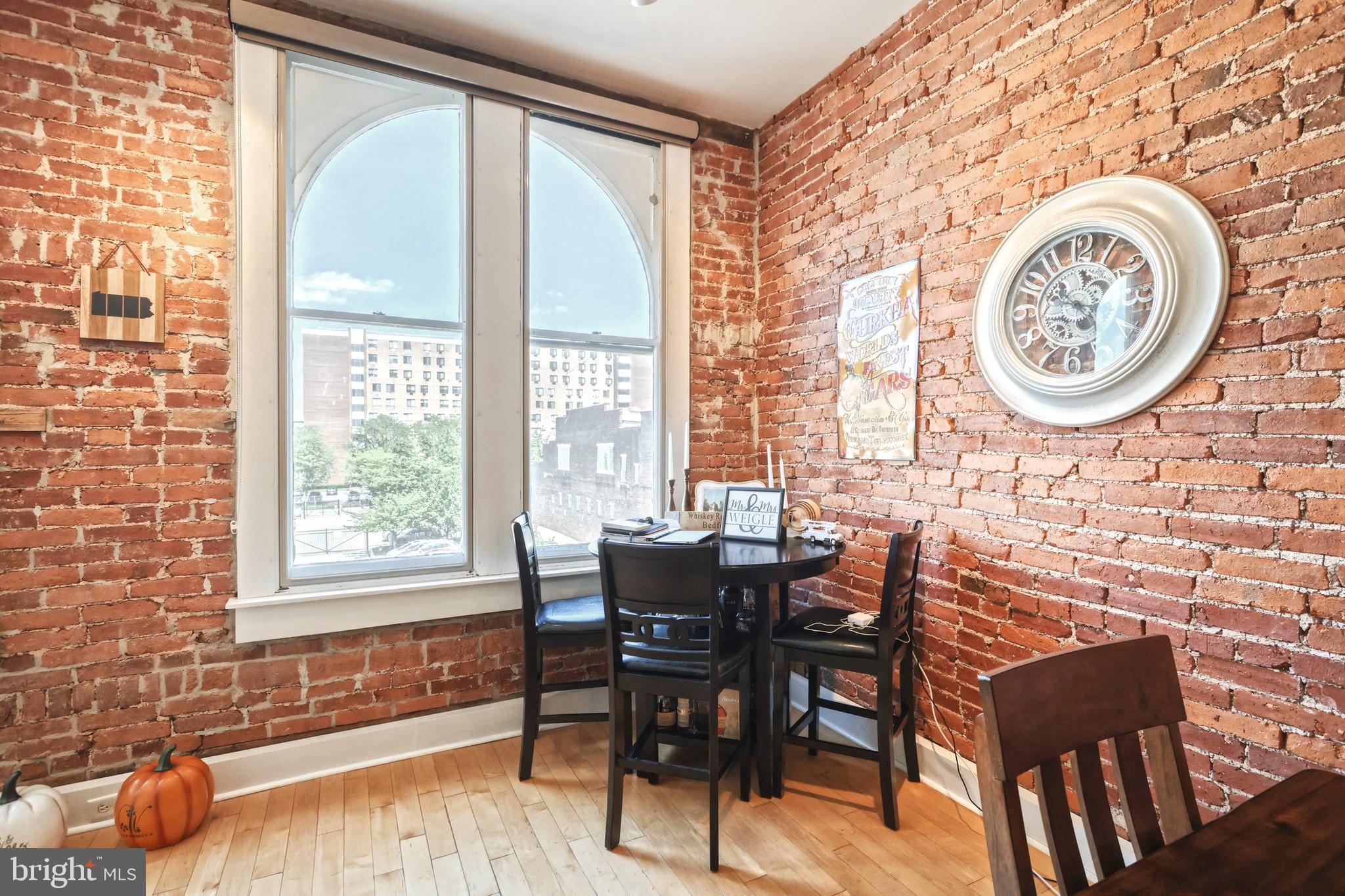 THE LOFTS - Residential