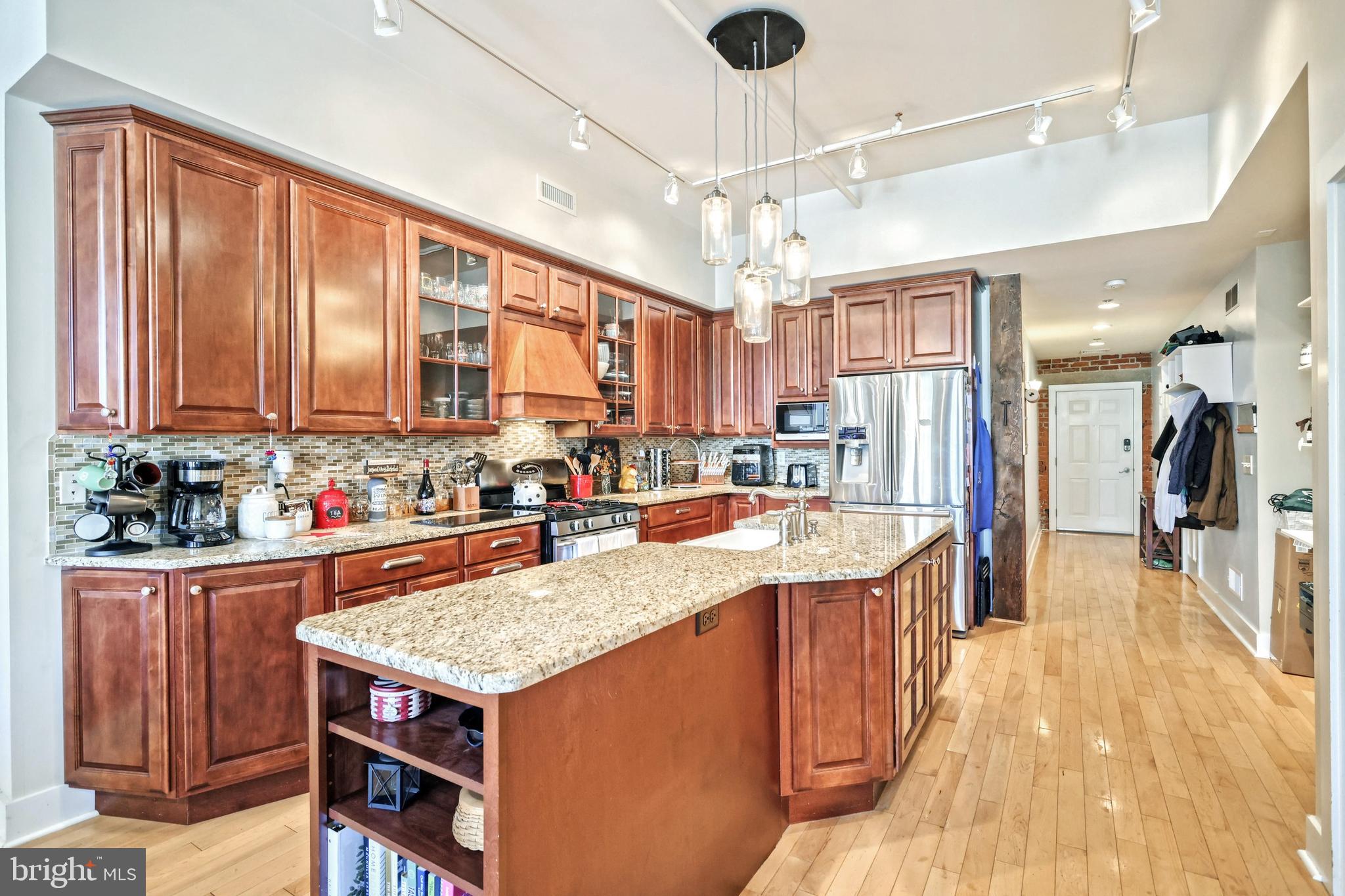 THE LOFTS - Residential