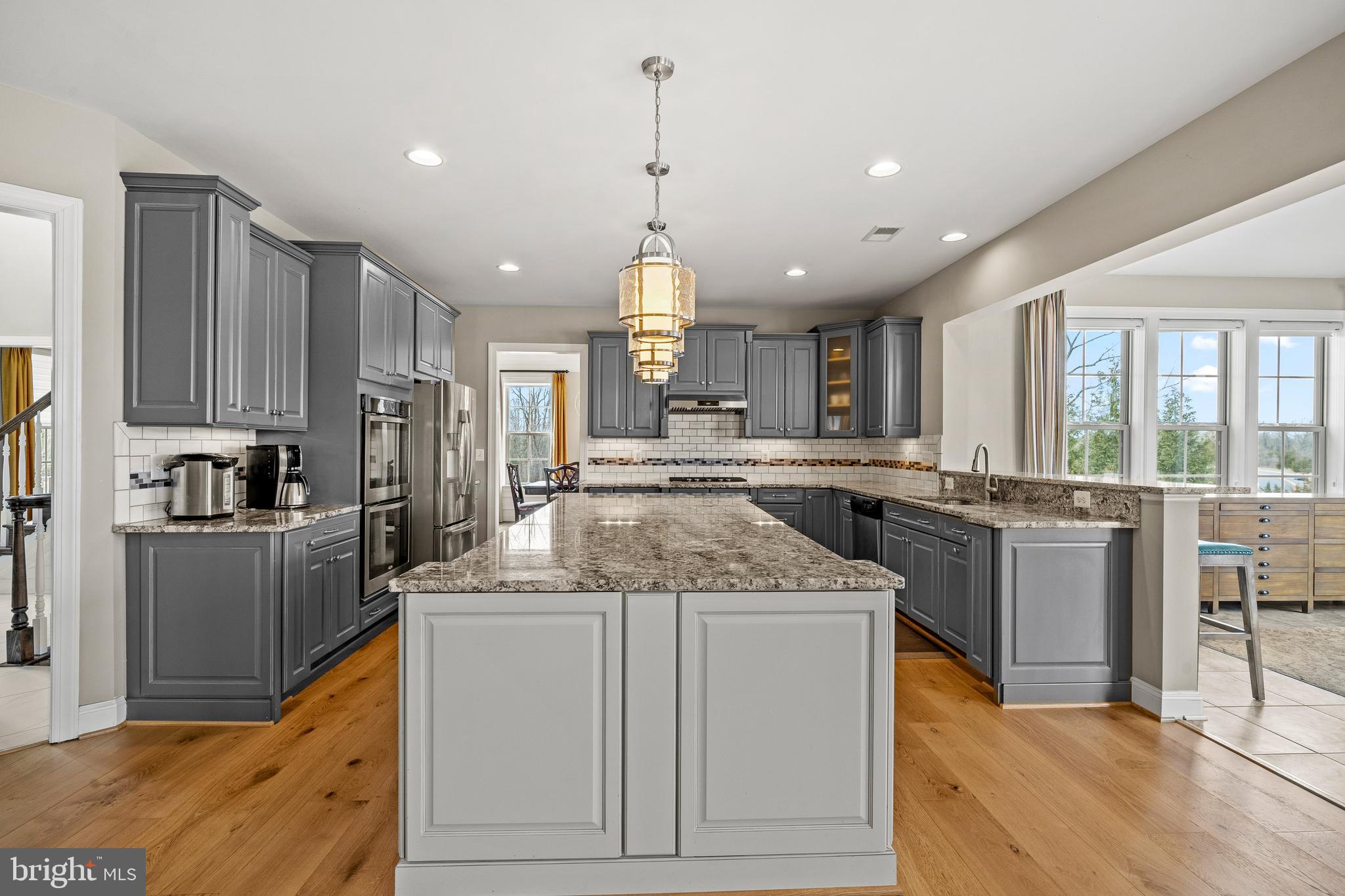 CLARKE ASSEMBLAGE - Residential