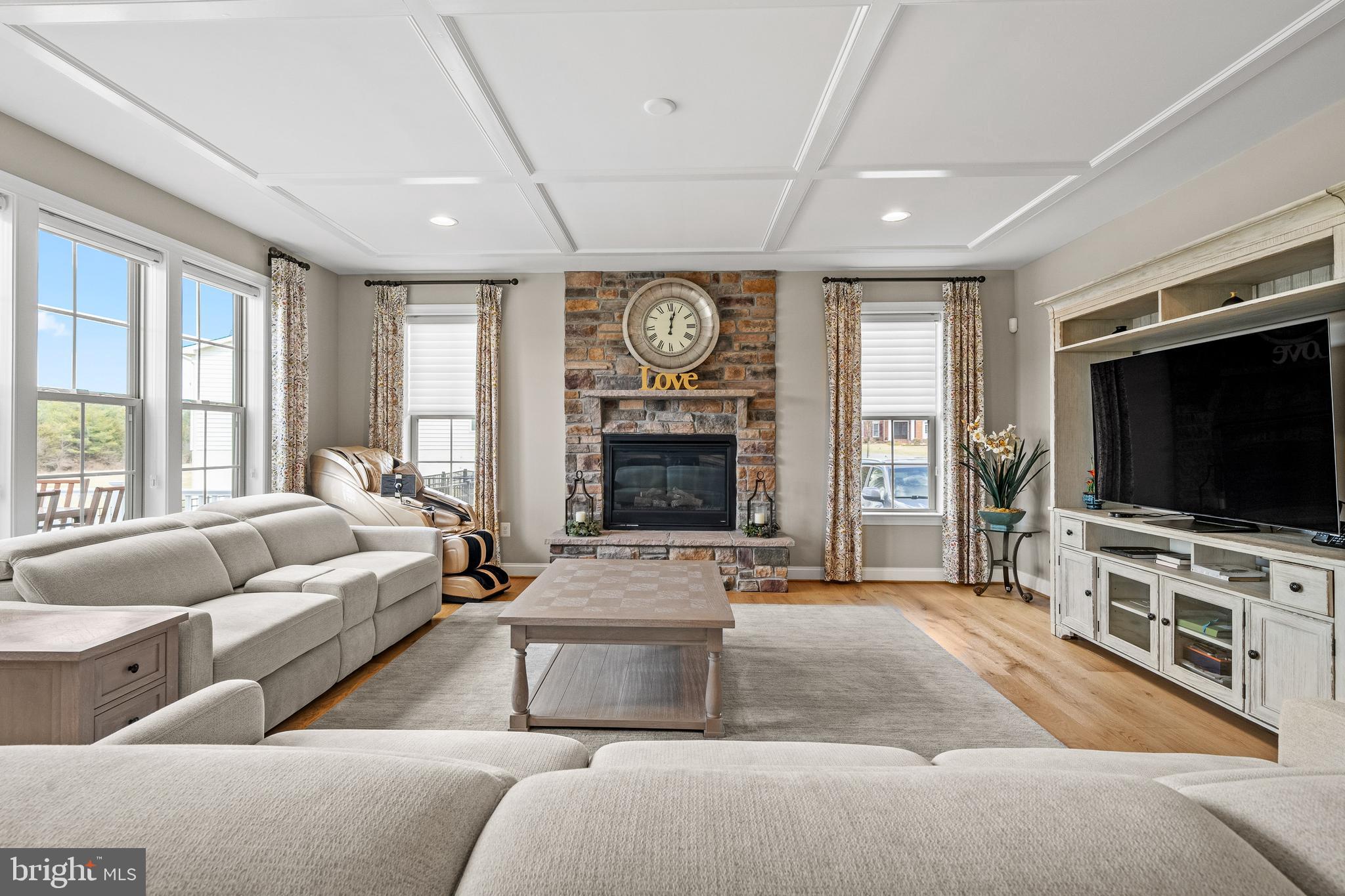 CLARKE ASSEMBLAGE - Residential