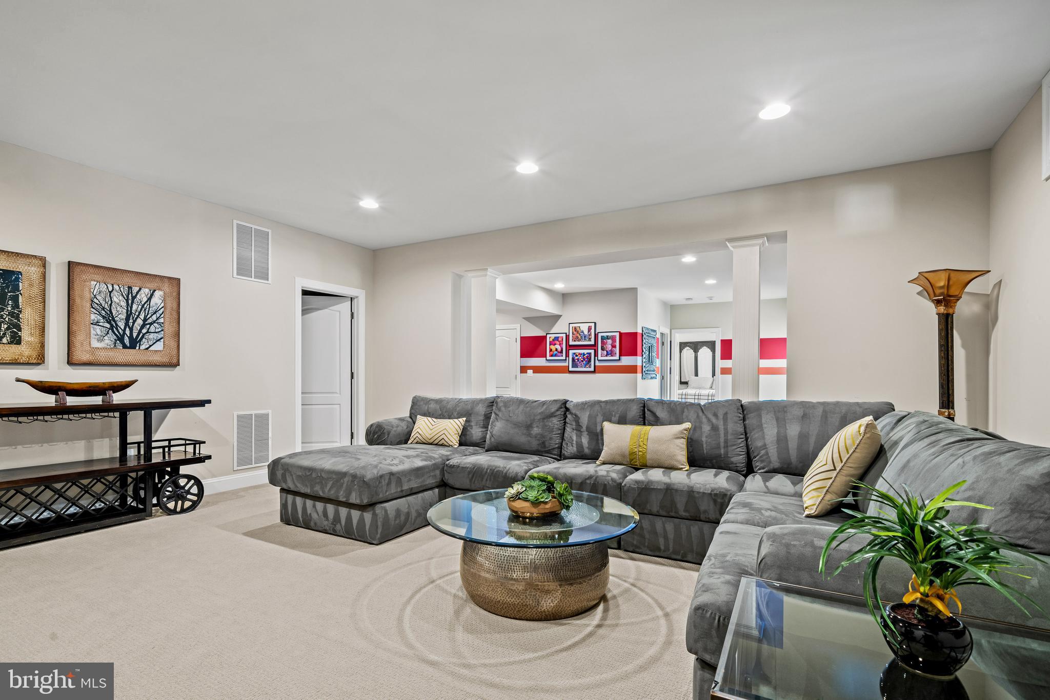 CLARKE ASSEMBLAGE - Residential