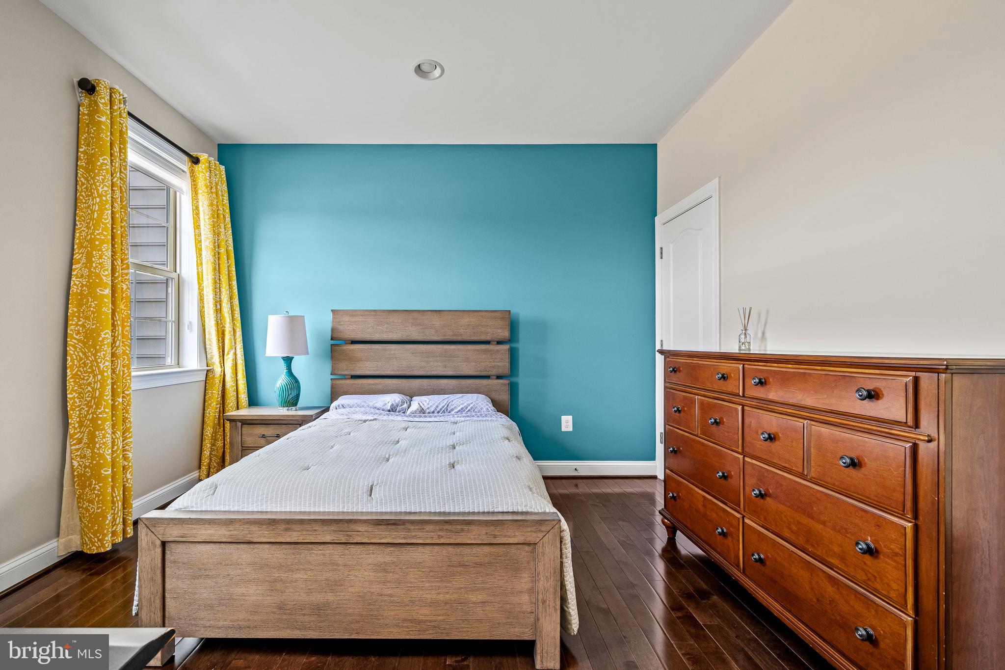 CLARKE ASSEMBLAGE - Residential
