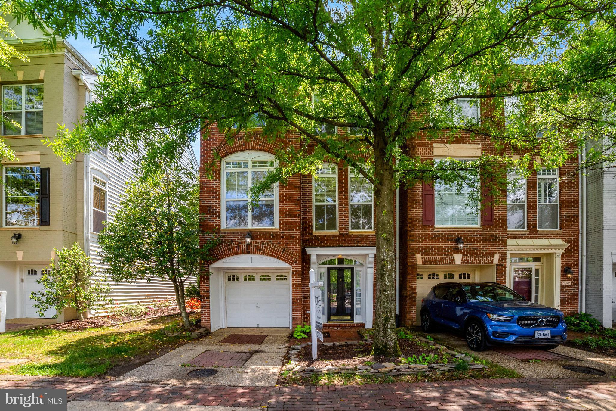 CAMERON STATION - Residential Lease