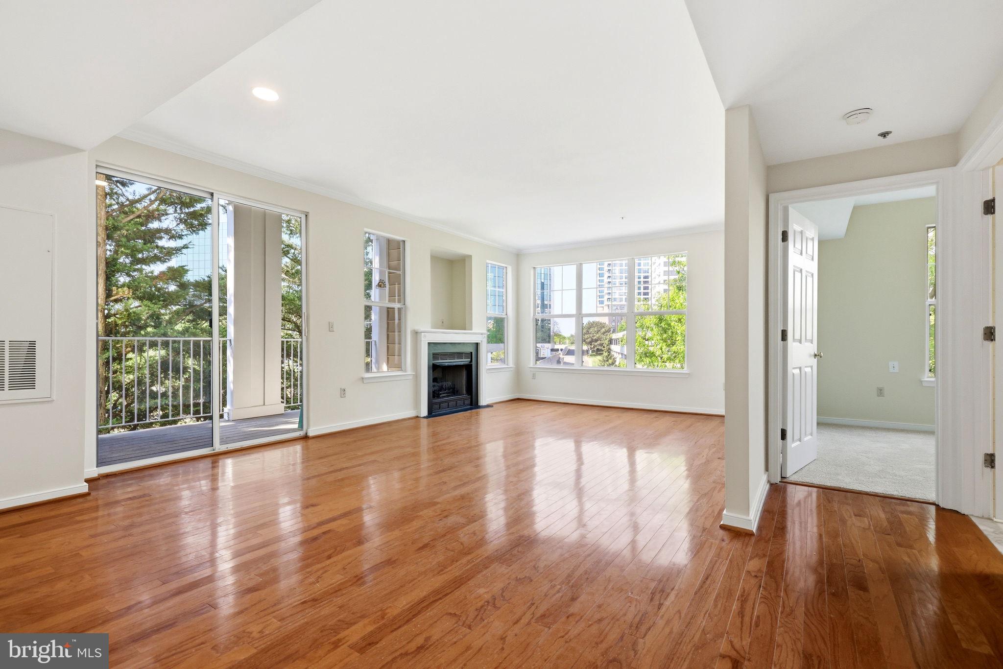 LILLIAN COURT AT TYSONS - Residential