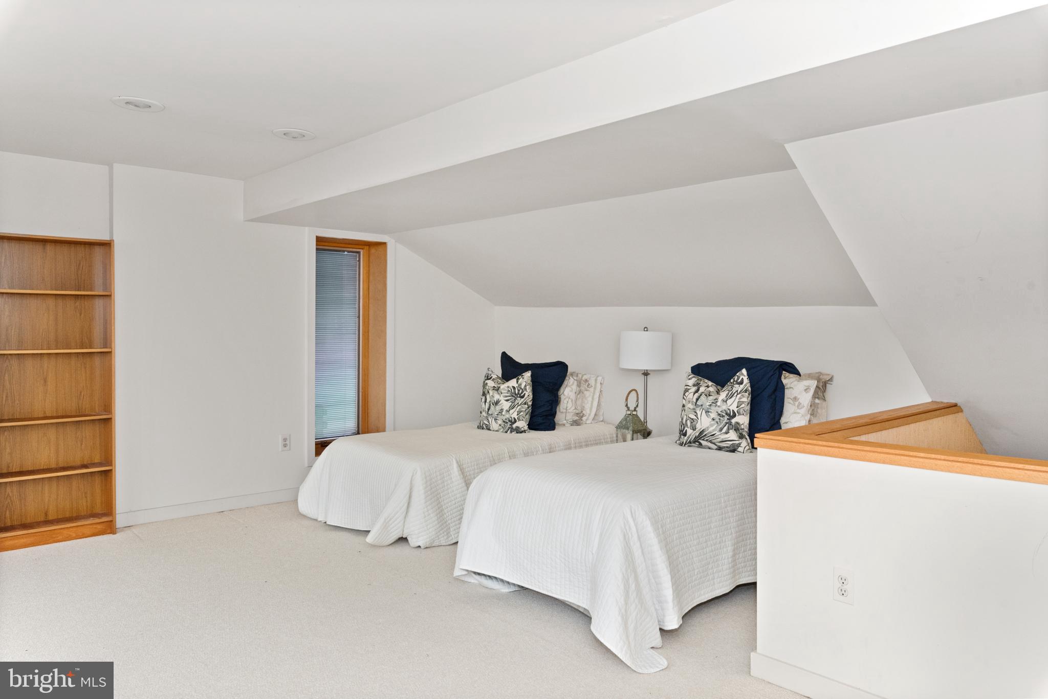 CHESAPEAKE LANDING - Residential