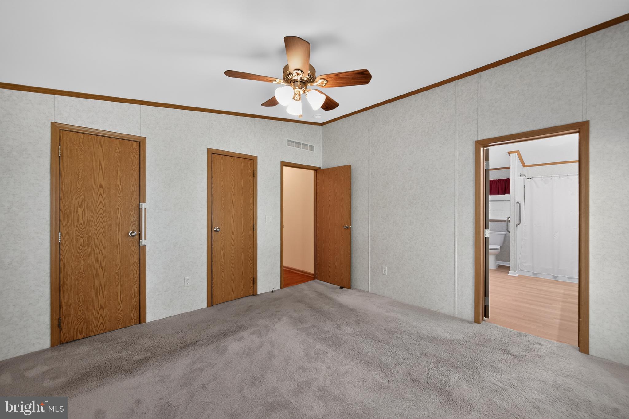 WILLOW RUN - Residential