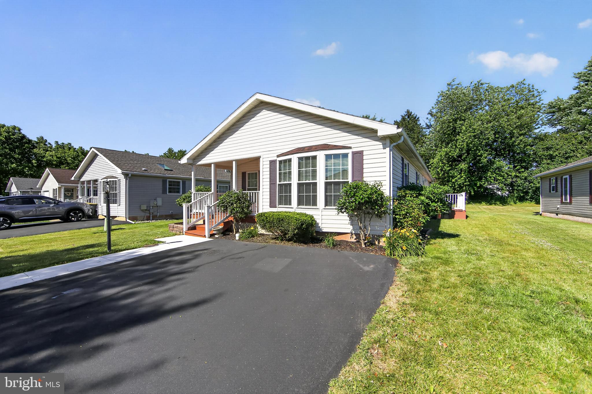 WILLOW RUN - Residential