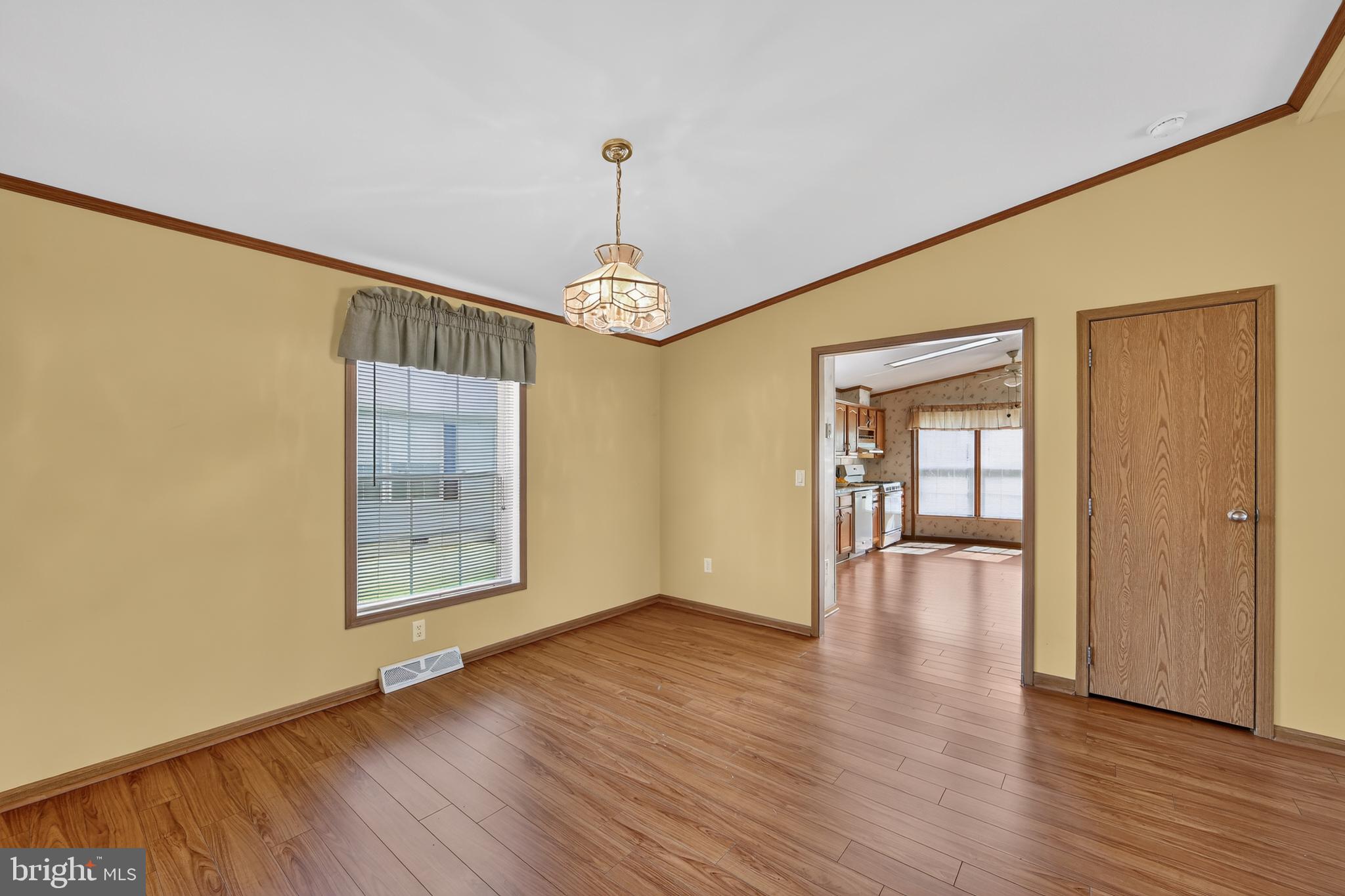 WILLOW RUN - Residential