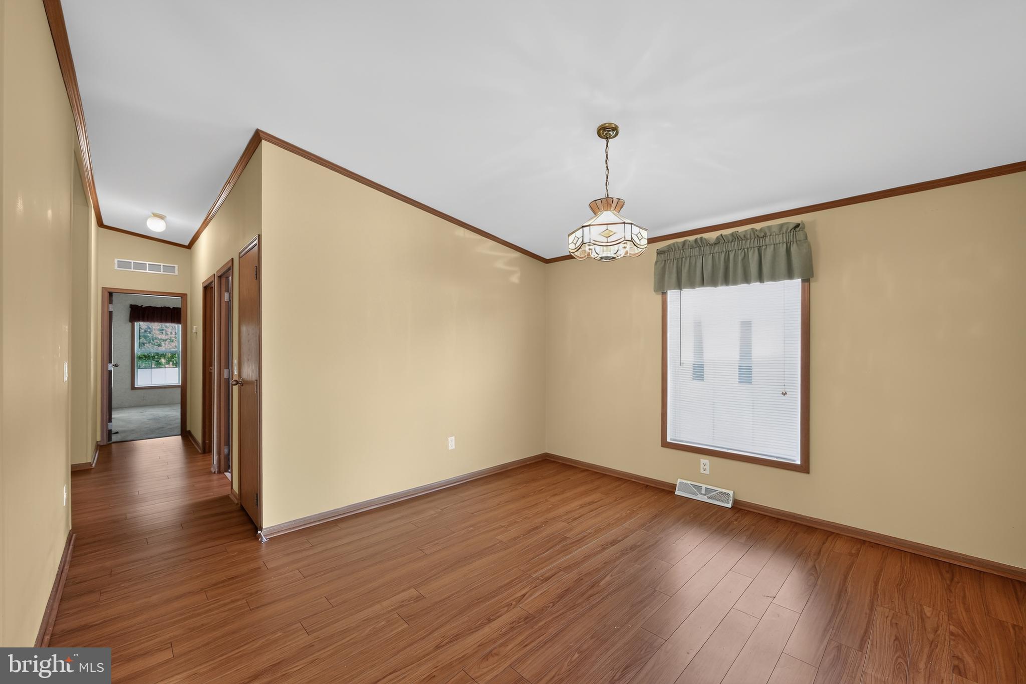 WILLOW RUN - Residential