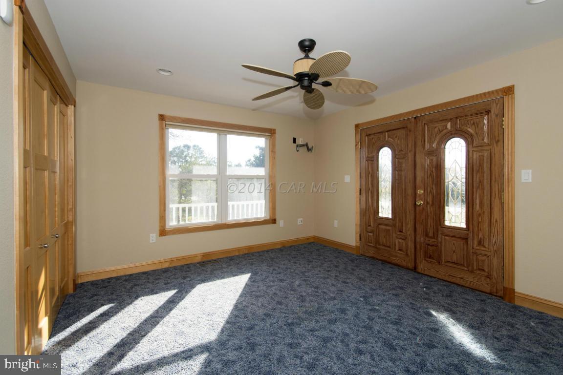 BAY SHORES - Residential