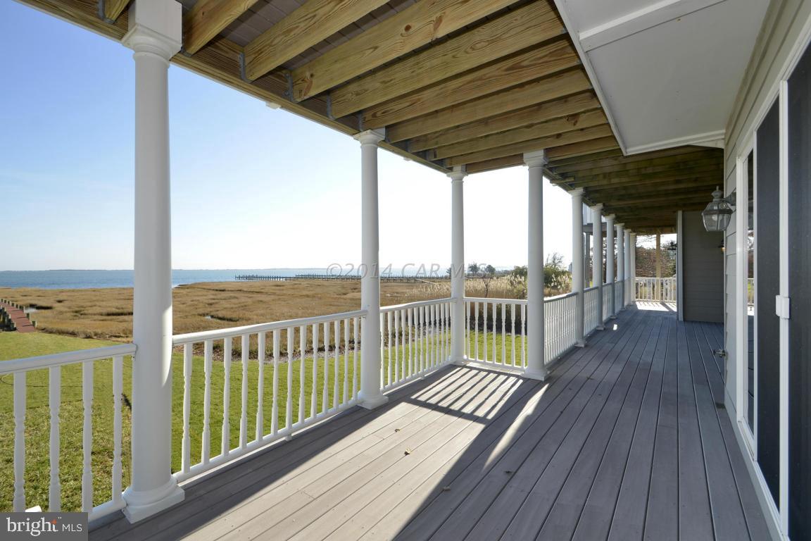 BAY SHORES - Residential
