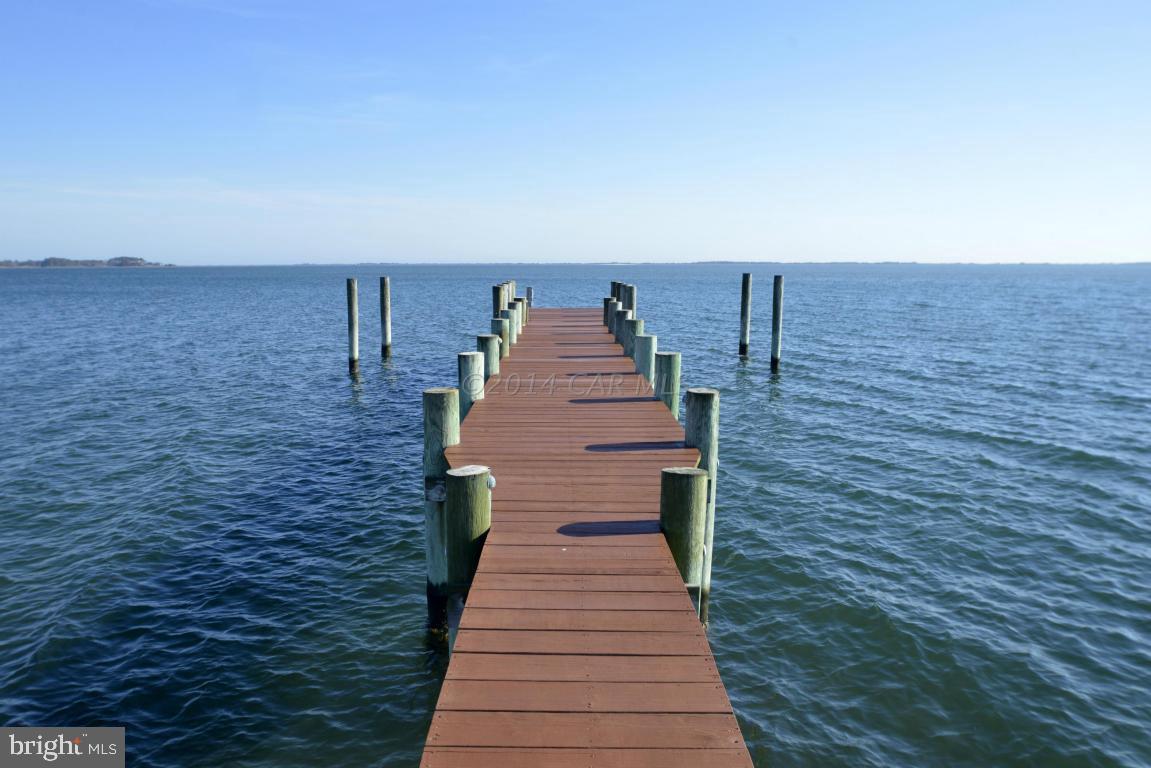 BAY SHORES - Residential