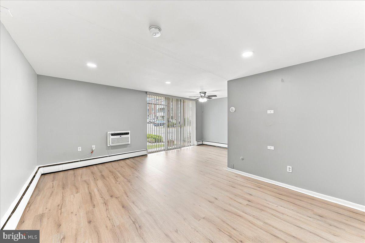 CONTEMPORARY VLG - Residential