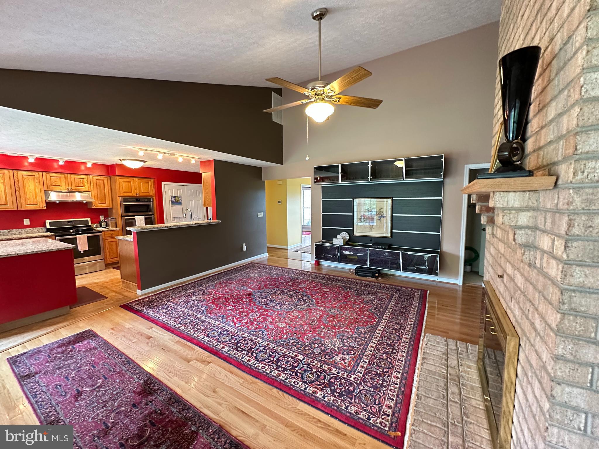 PARKVIEW ESTATES - Residential