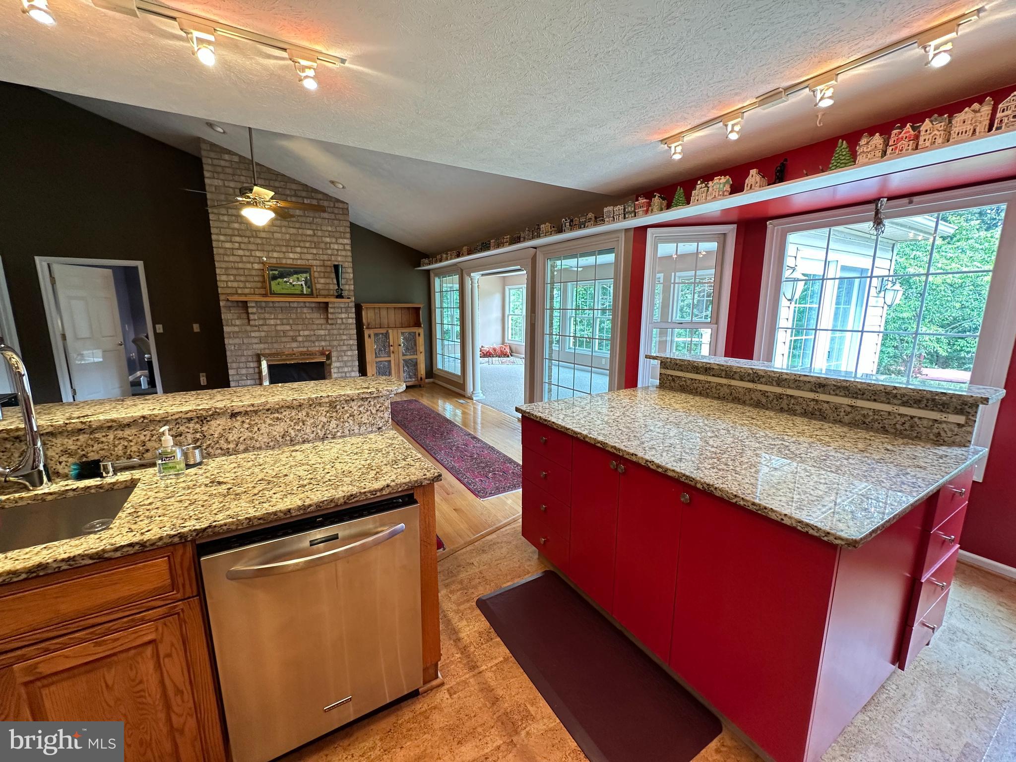PARKVIEW ESTATES - Residential
