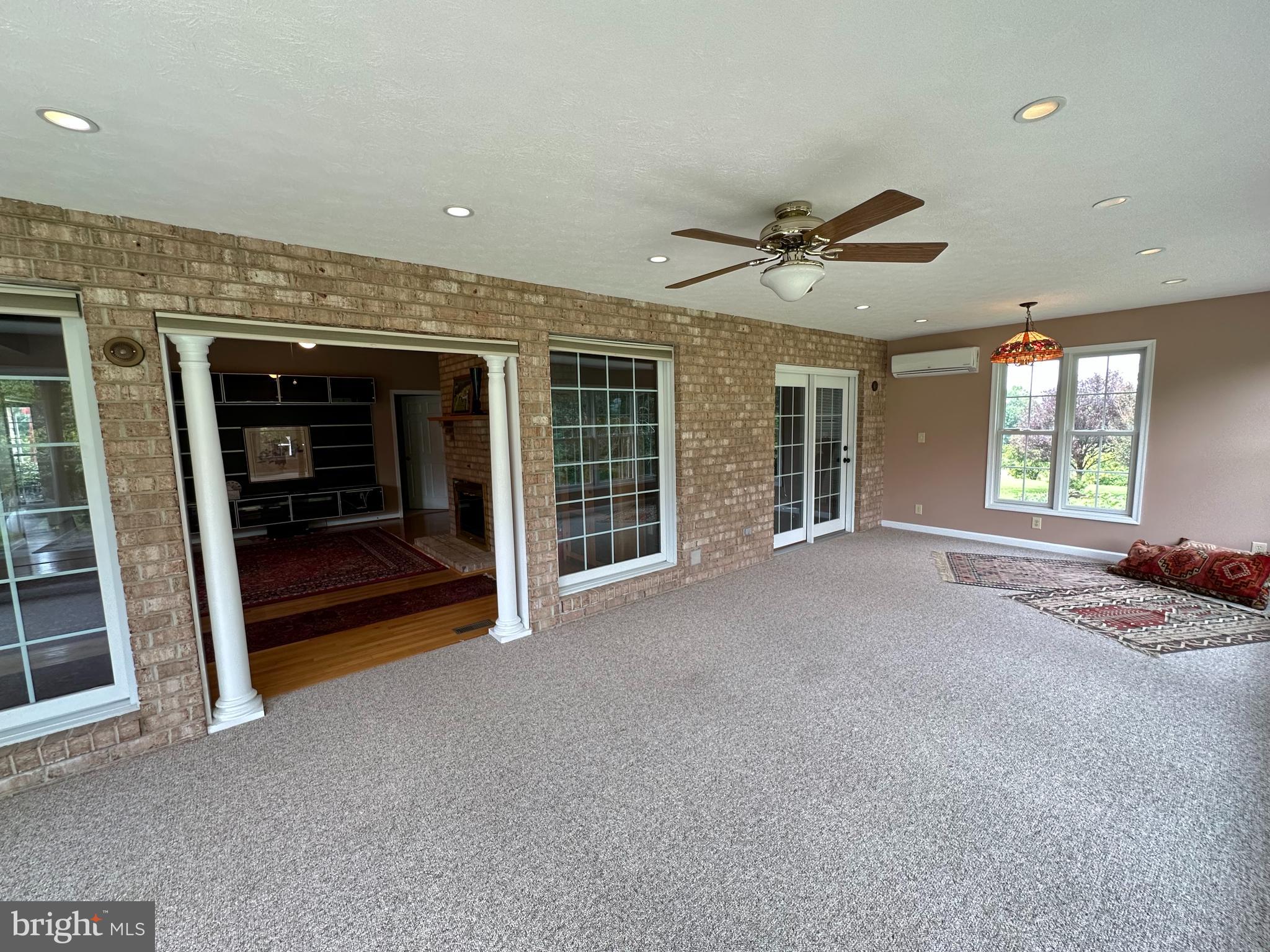 PARKVIEW ESTATES - Residential