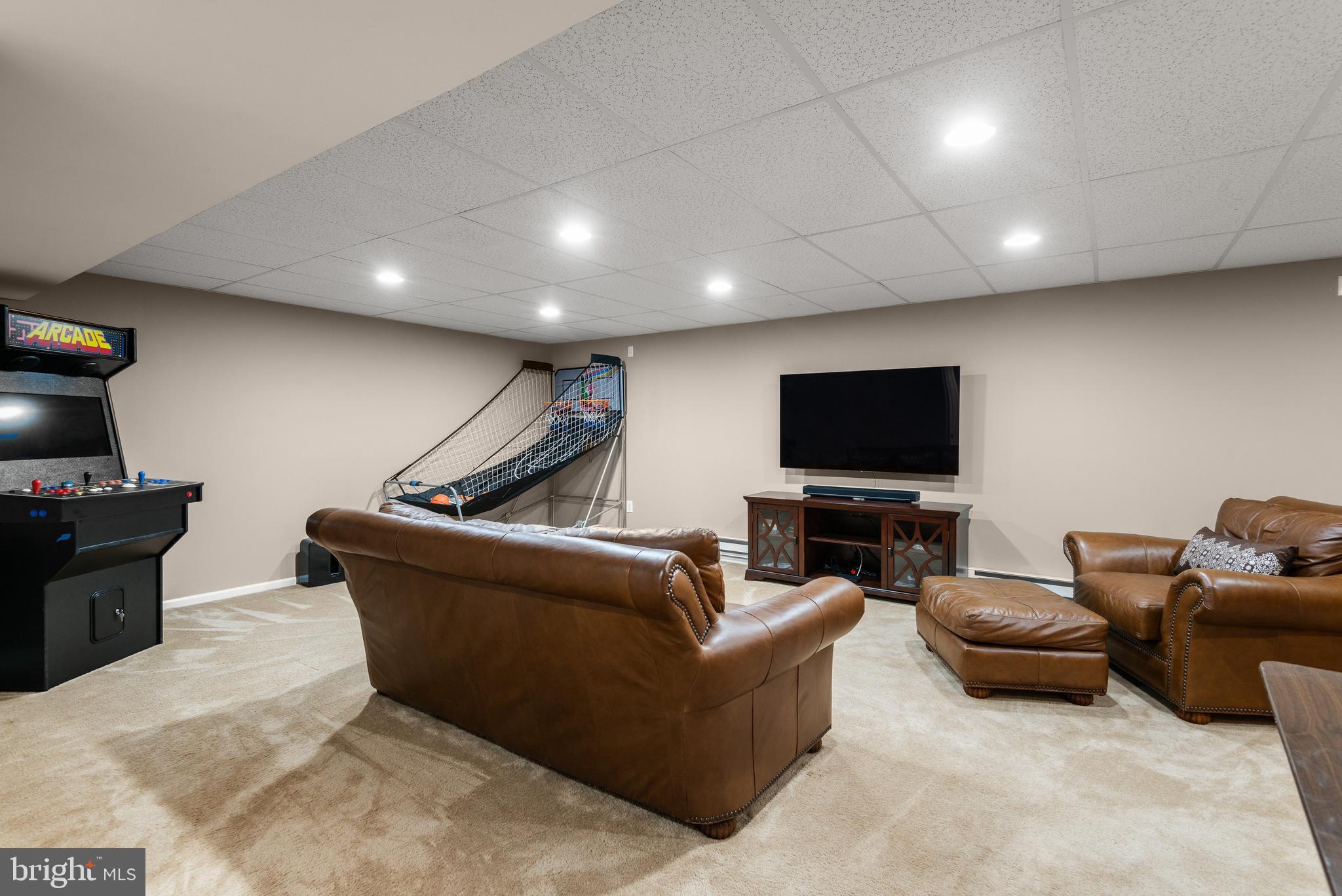 WINDSOR RIDGE - Residential